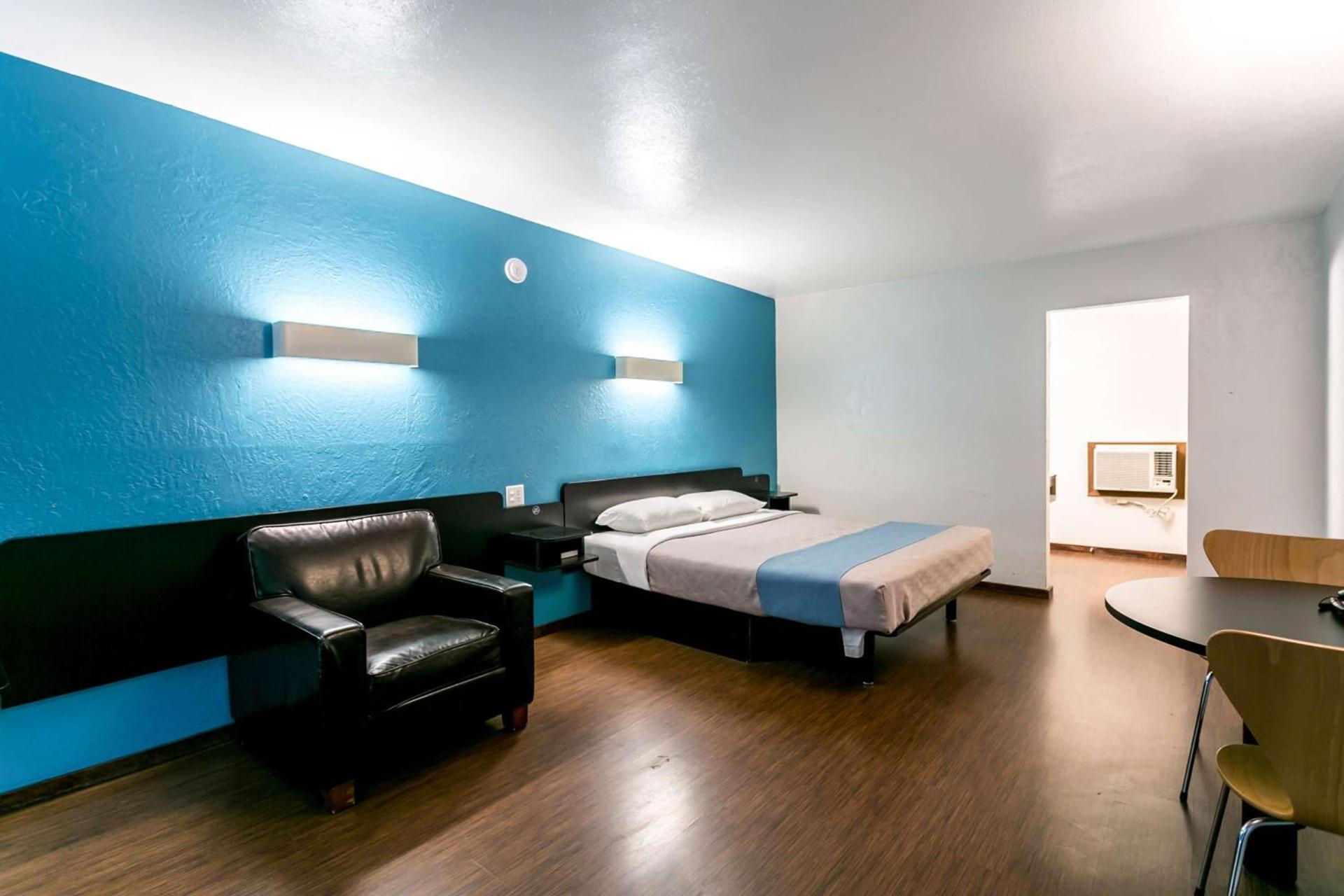 Motel 6 University Missoula photo 15