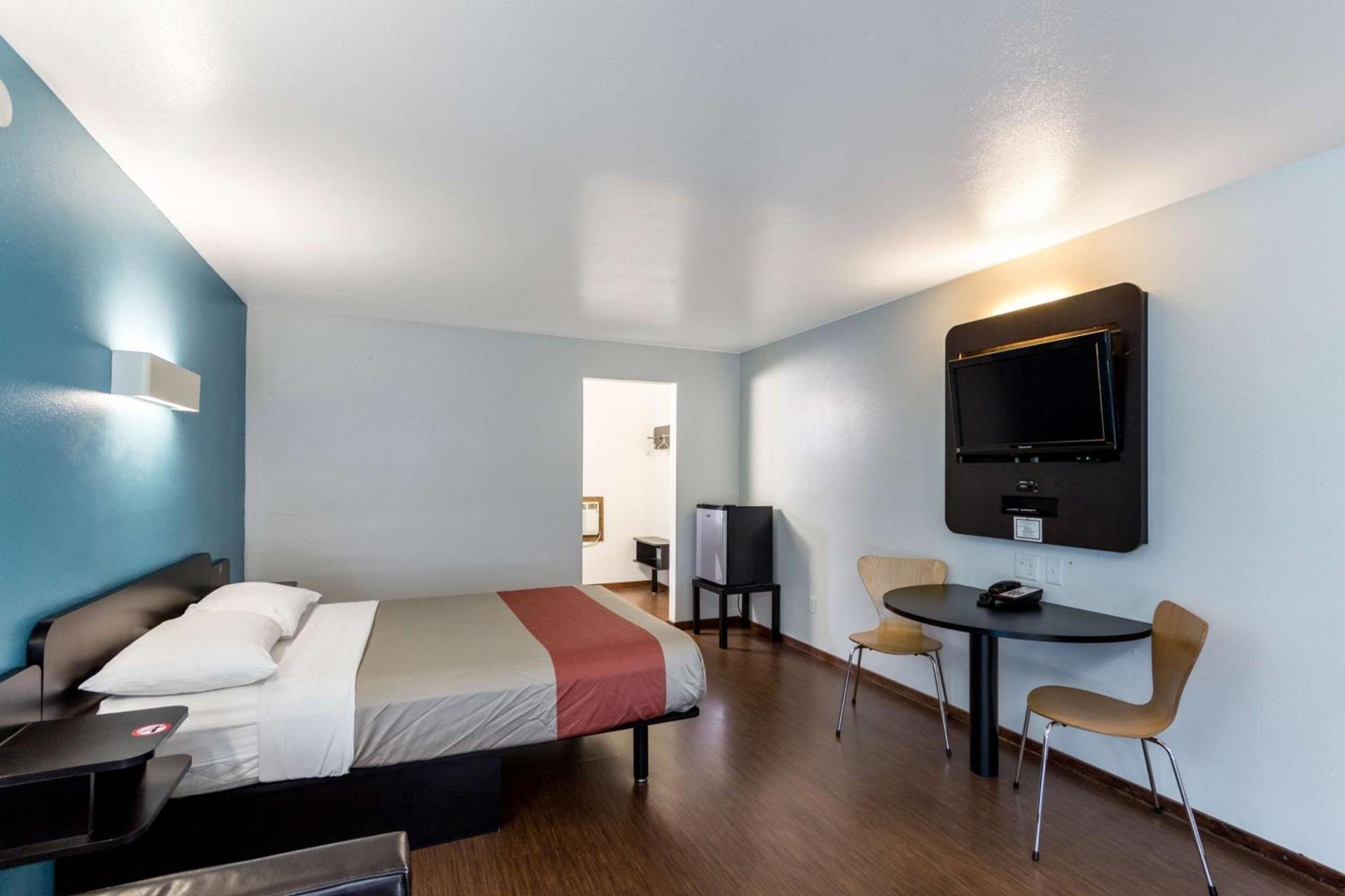 Motel 6 University Missoula photo 18