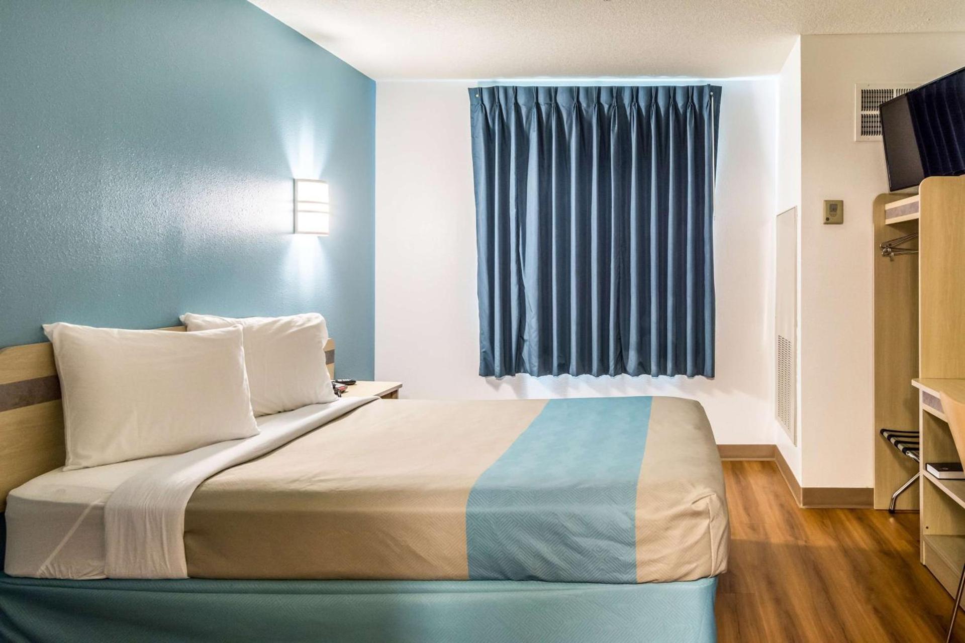 Motel 6-Lincoln City, OR photo 19