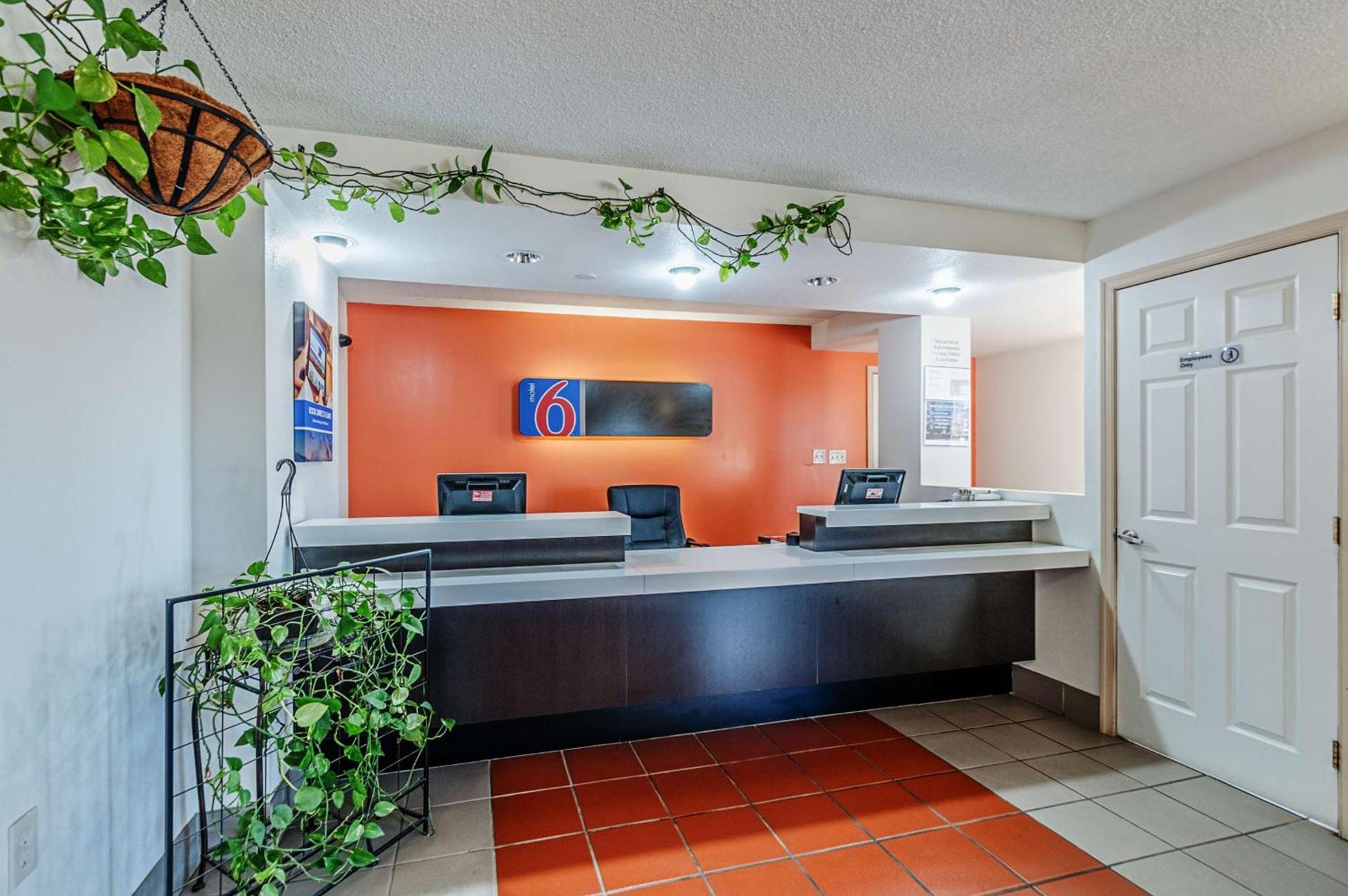 Motel 6-Martinsburg, WV photo 3