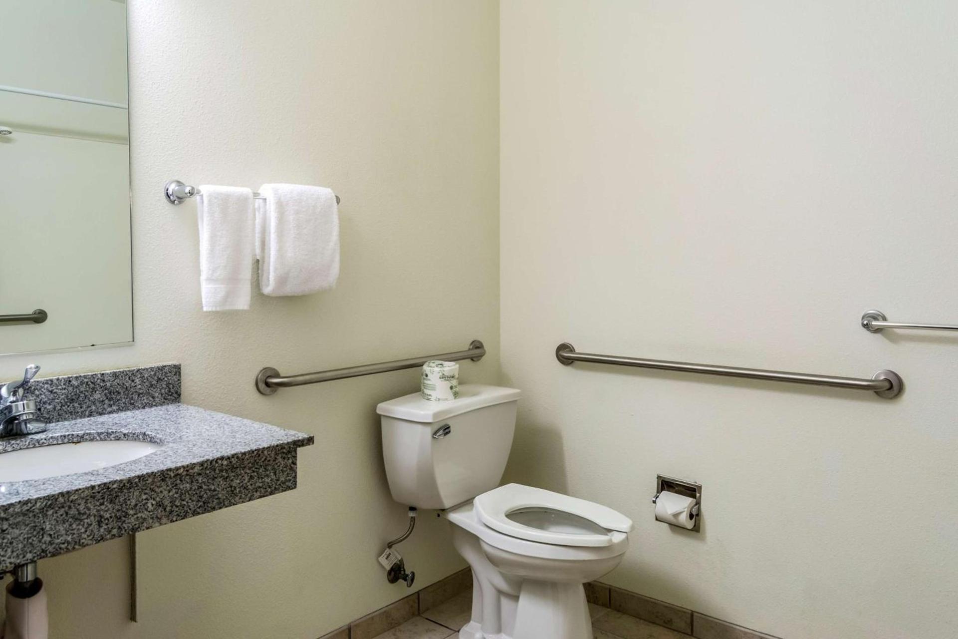 Motel 6-Lincoln City, OR photo 14