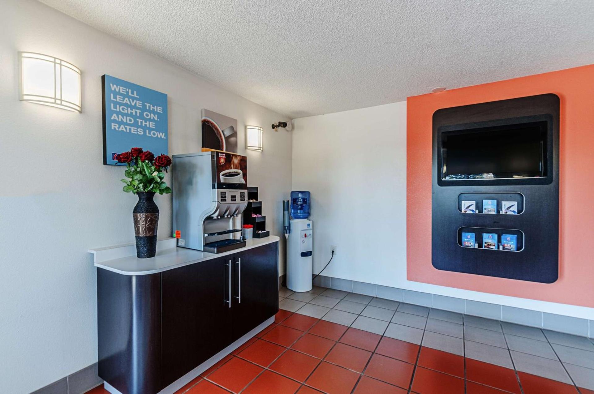 Motel 6-Martinsburg, WV photo 5