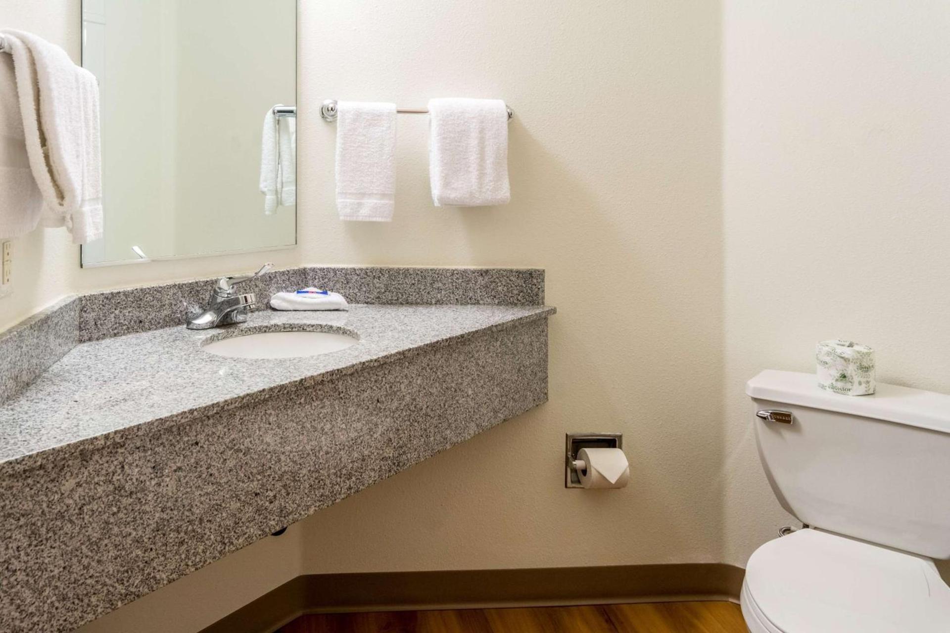Motel 6-Lincoln City, OR photo 12