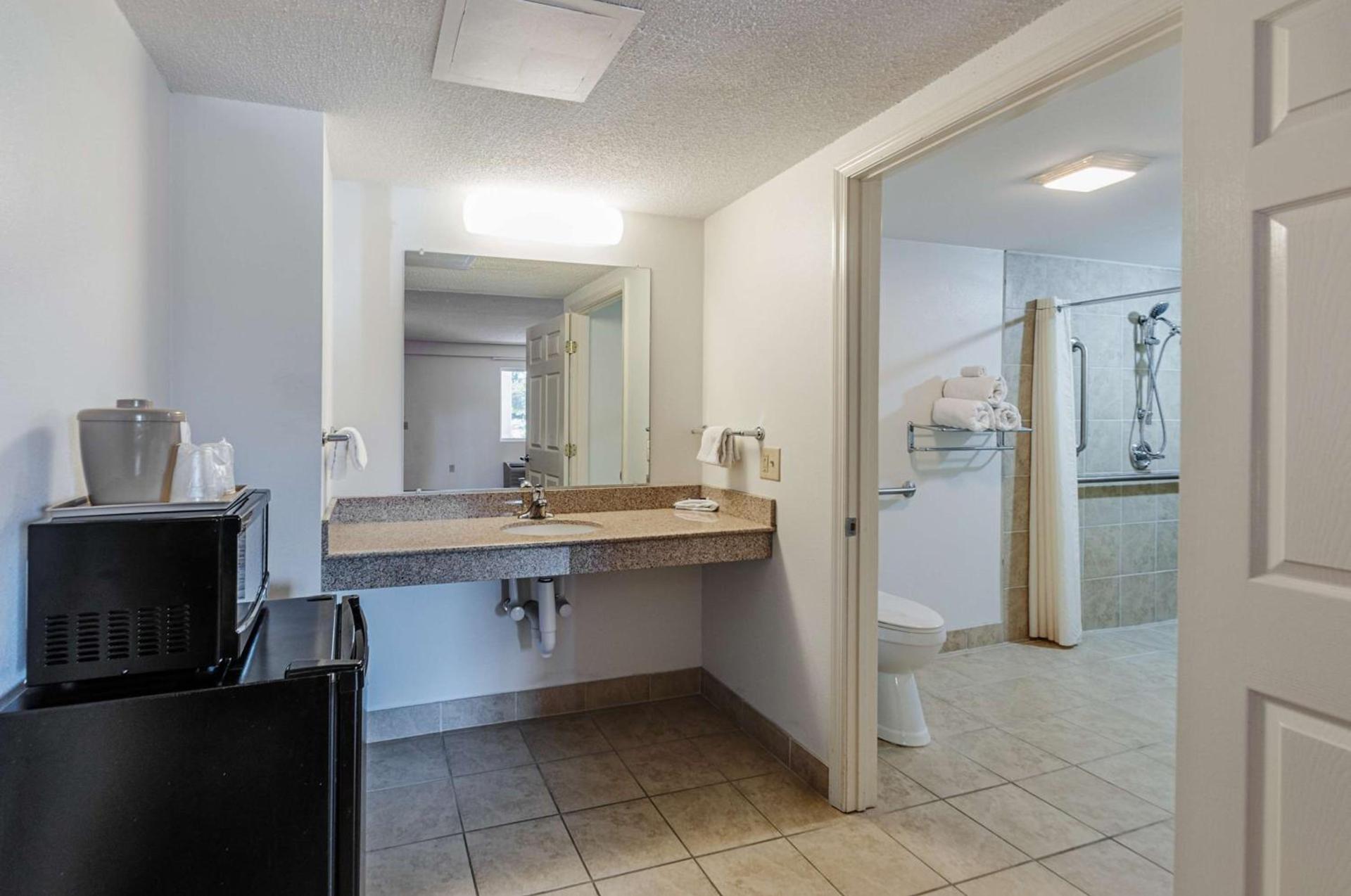 Motel 6-Martinsburg, WV photo 20