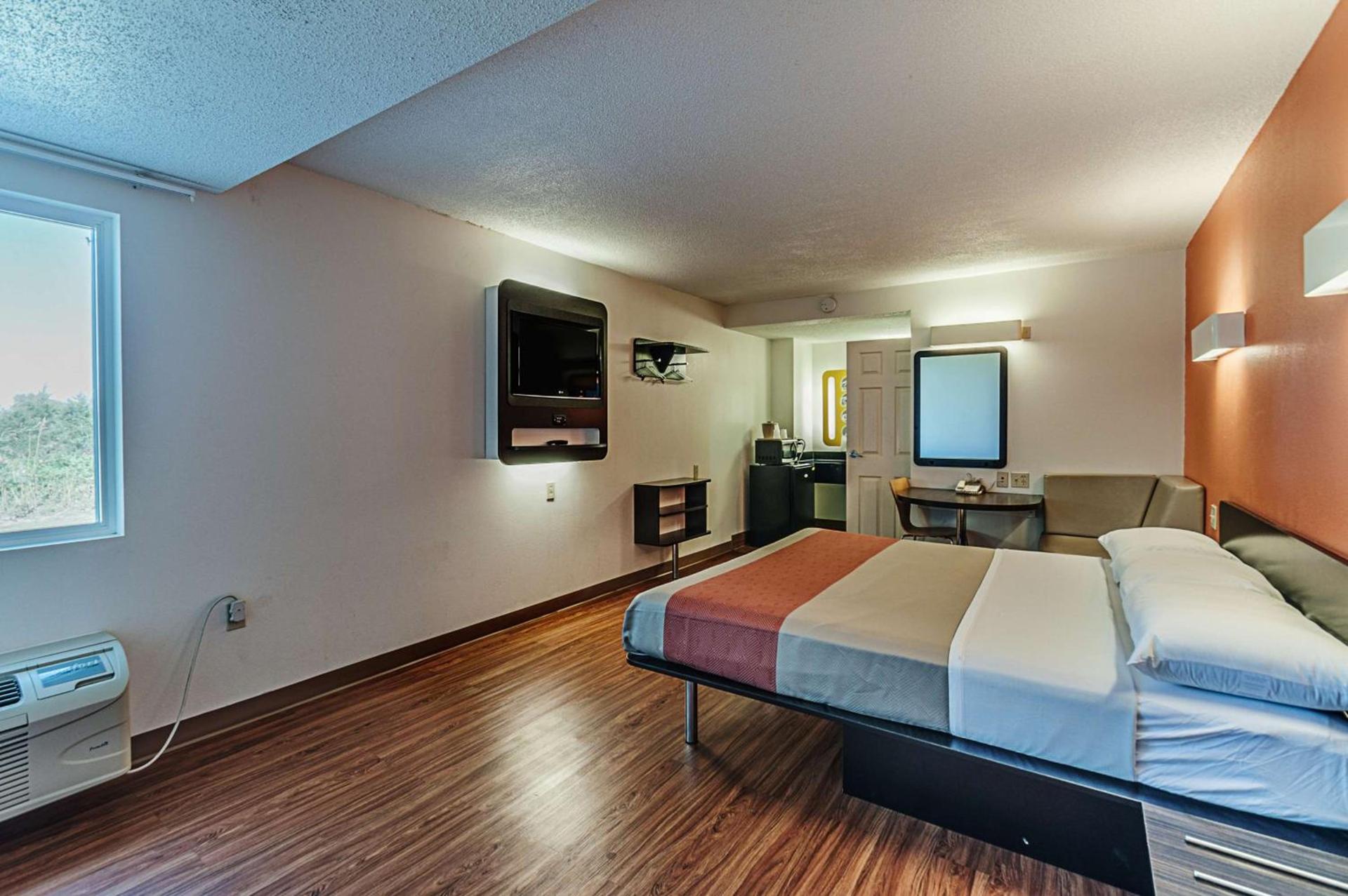 Motel 6-Martinsburg, WV photo 23