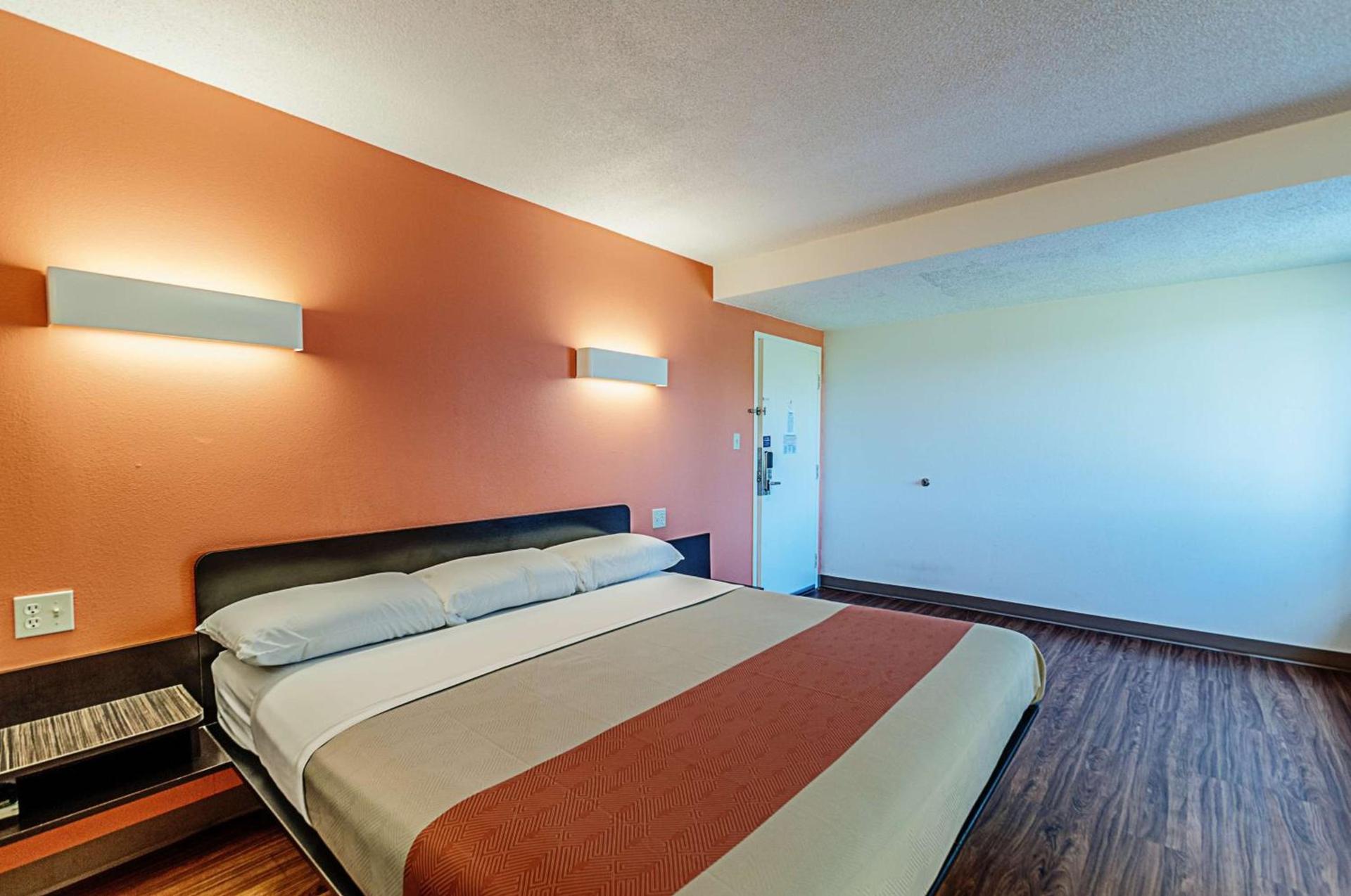Motel 6-Martinsburg, WV photo 24