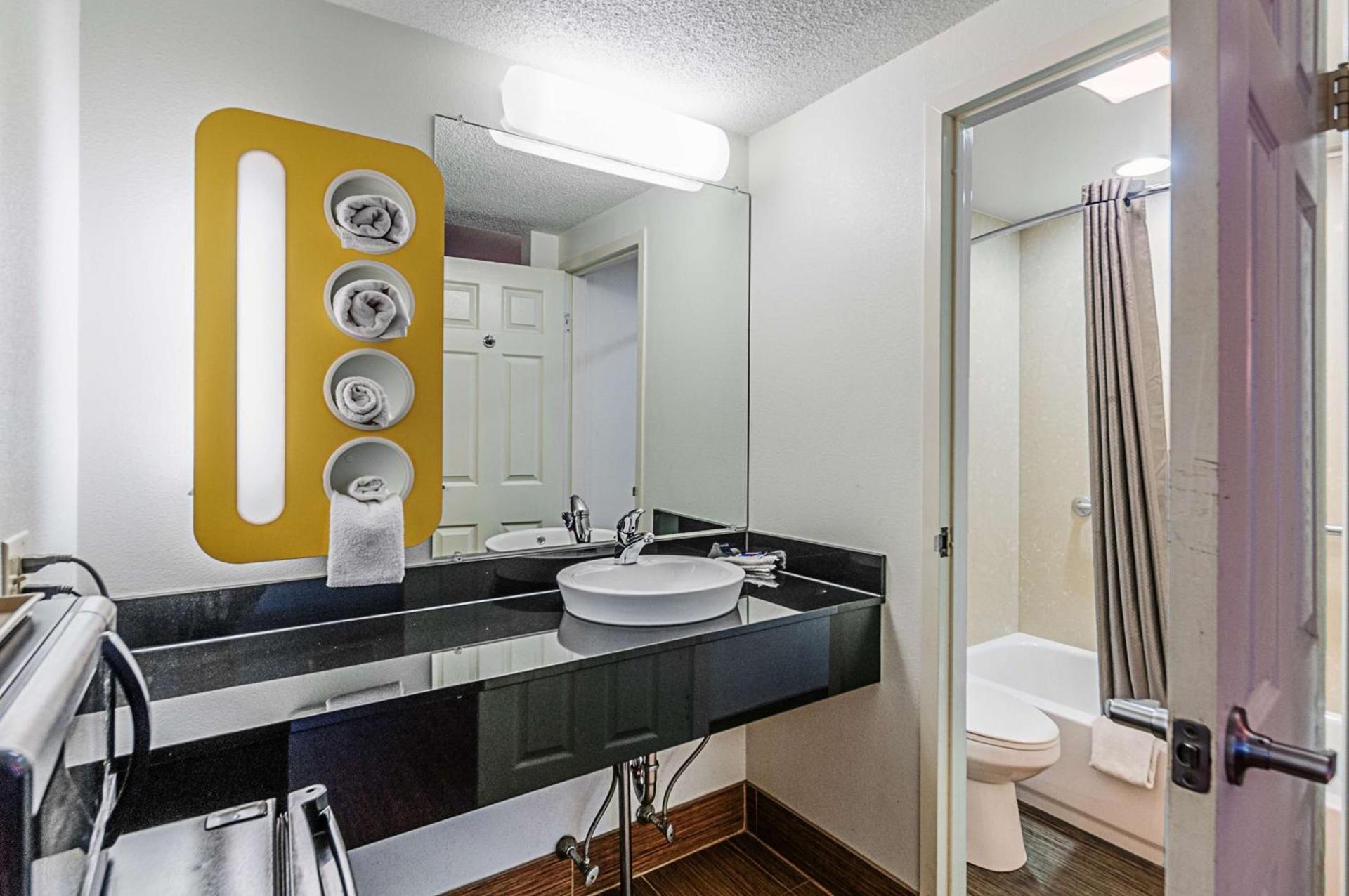 Motel 6-Martinsburg, WV photo 25