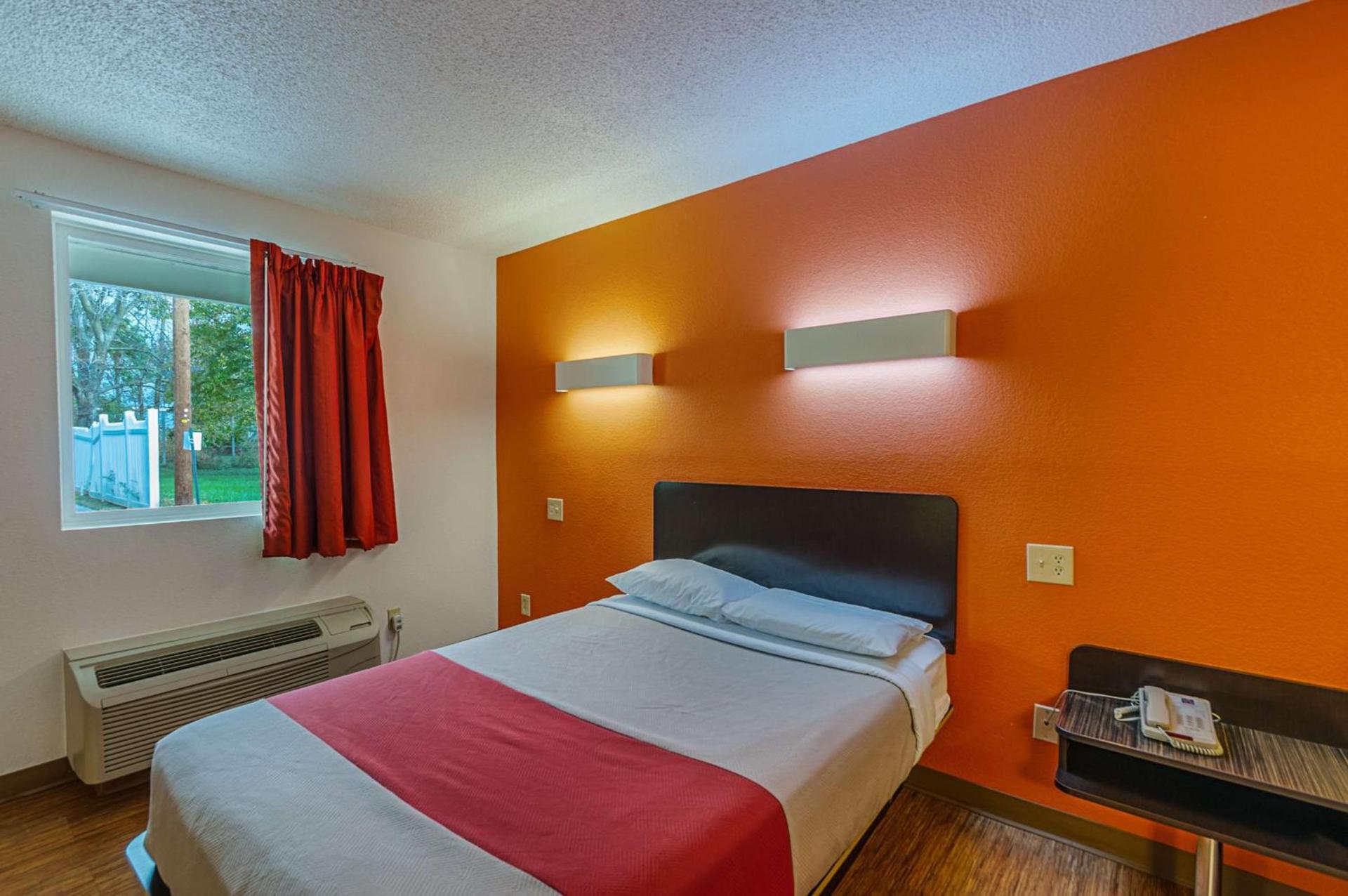 Motel6 Winchester, VA photo 19