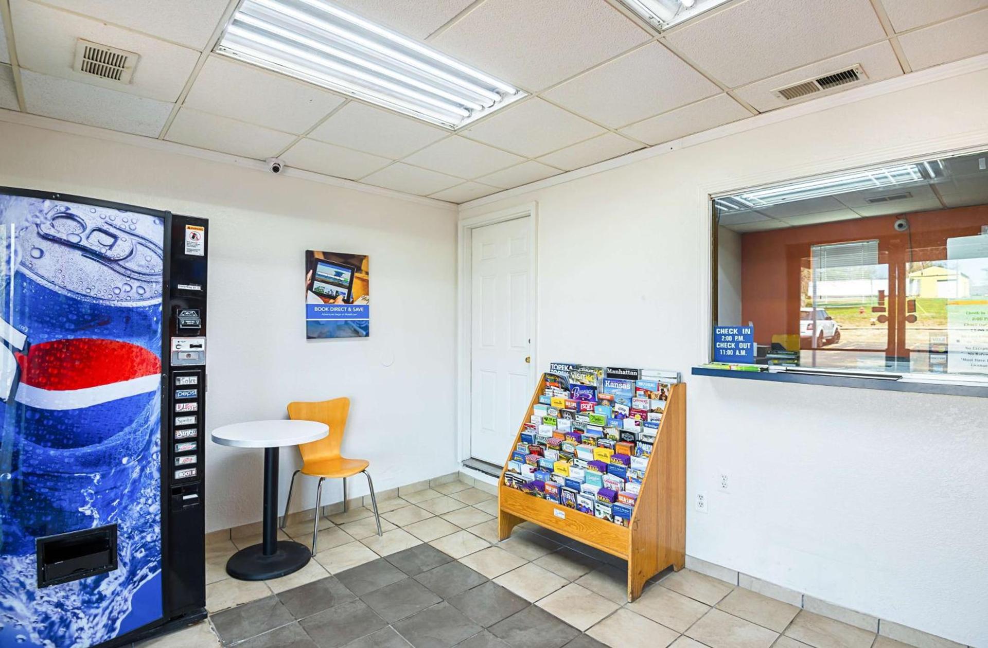 Motel 6-Blue Springs, MO photo 29