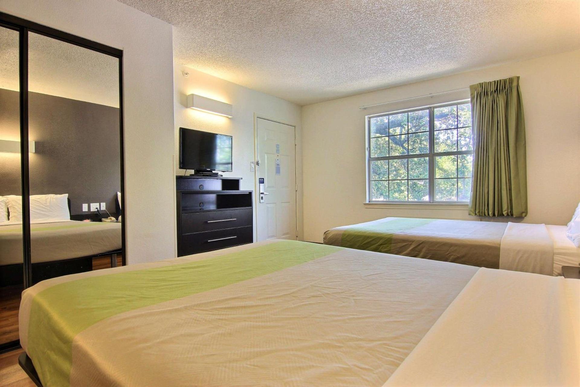 Studio 6 Extended Stay - Austin, TX - Northwest photo 14
