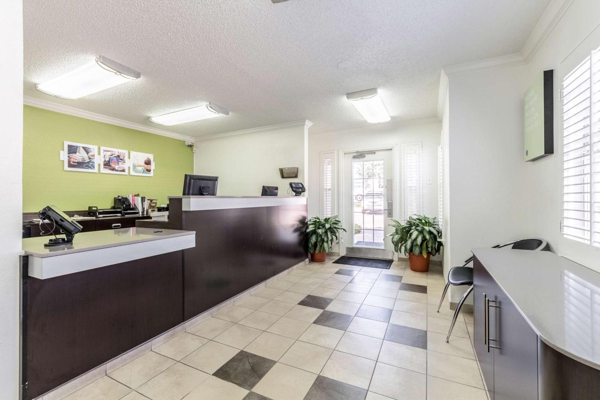Studio 6-Dallas, TX - Northwest photo 25