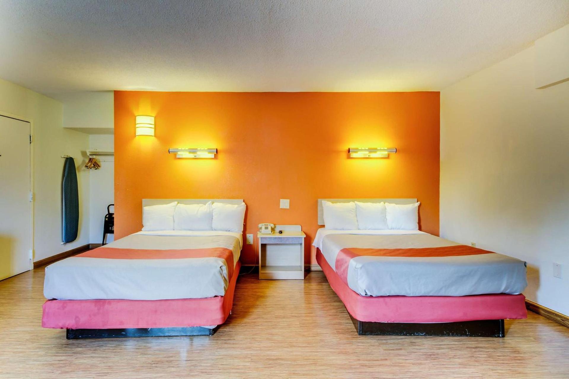 Motel 6-Washington, DC photo 14