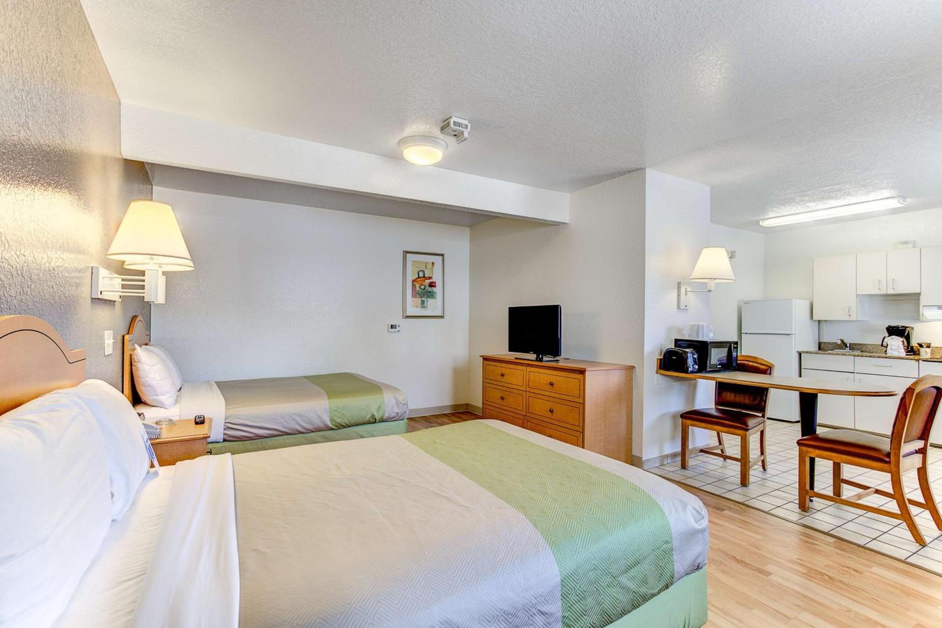 Studio 6 Extended Stay - Kissimmee, FL - Orlando photo 6