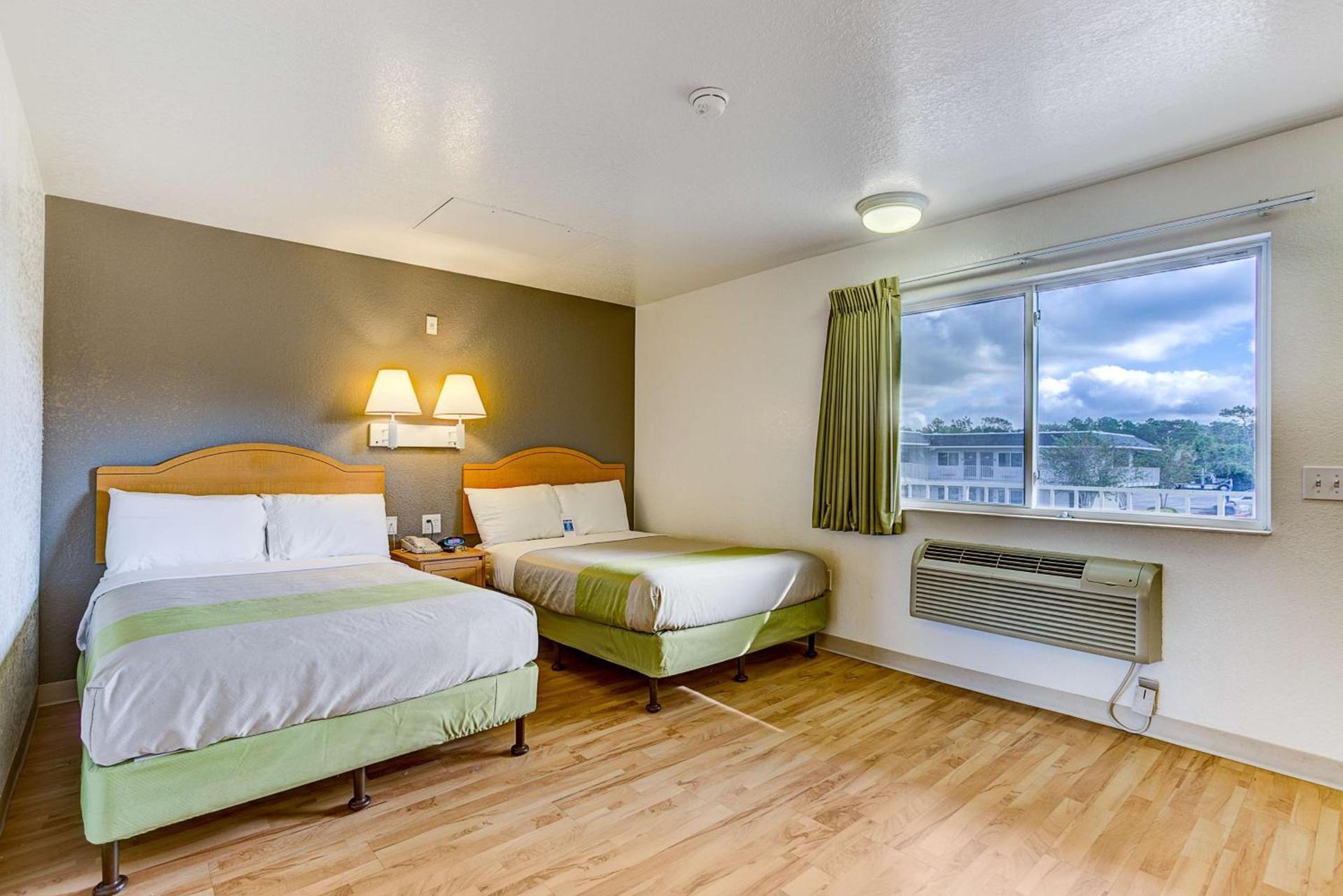 Studio 6 Extended Stay - Kissimmee, FL - Orlando photo 16