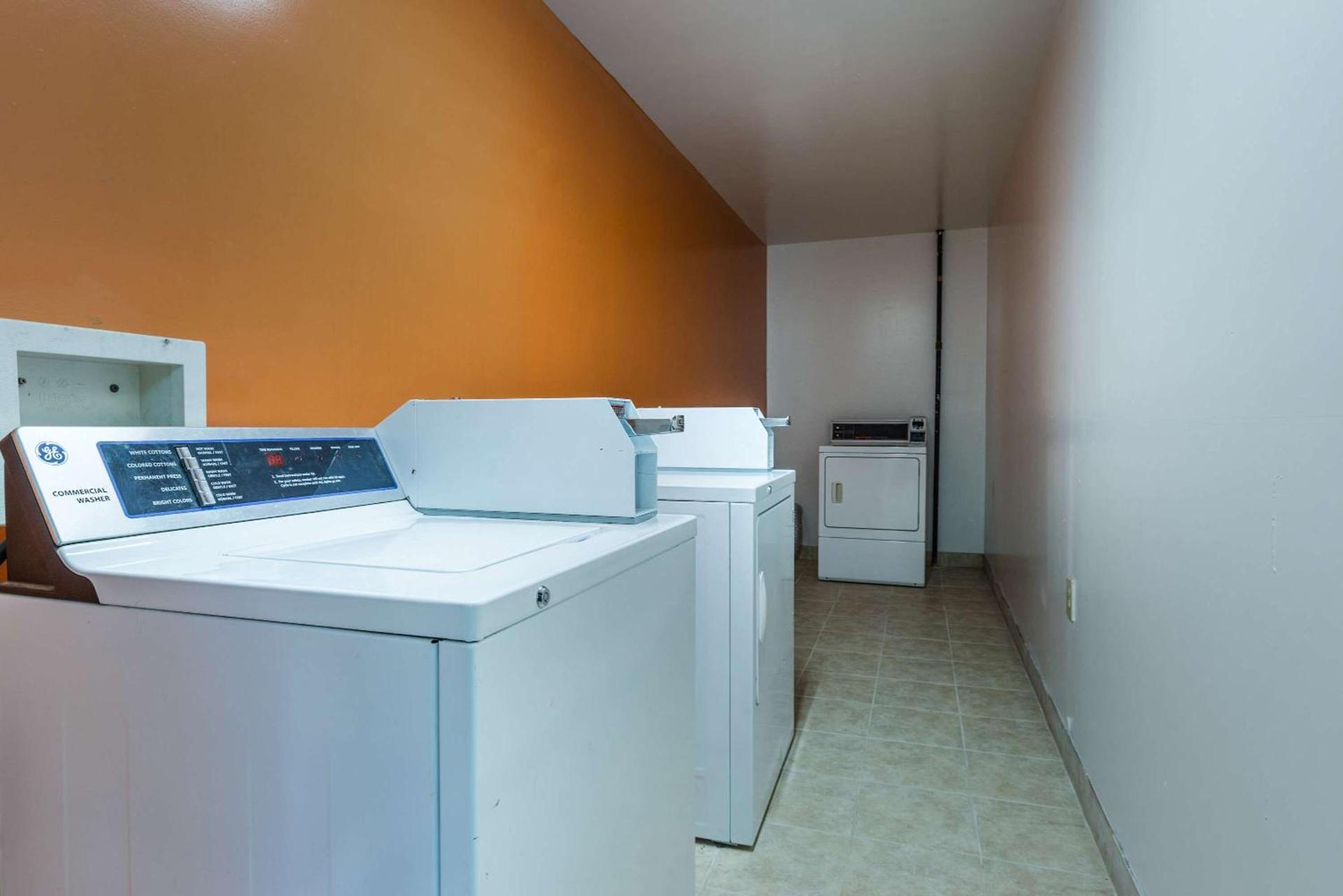 Motel 6-Simpsonville, SC - Greenville photo 14