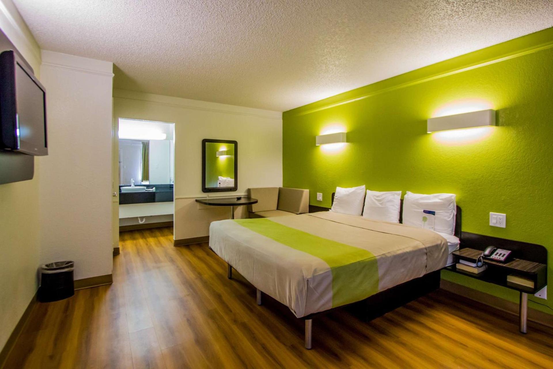 Motel 6-Austin, TX - Midtown photo 4
