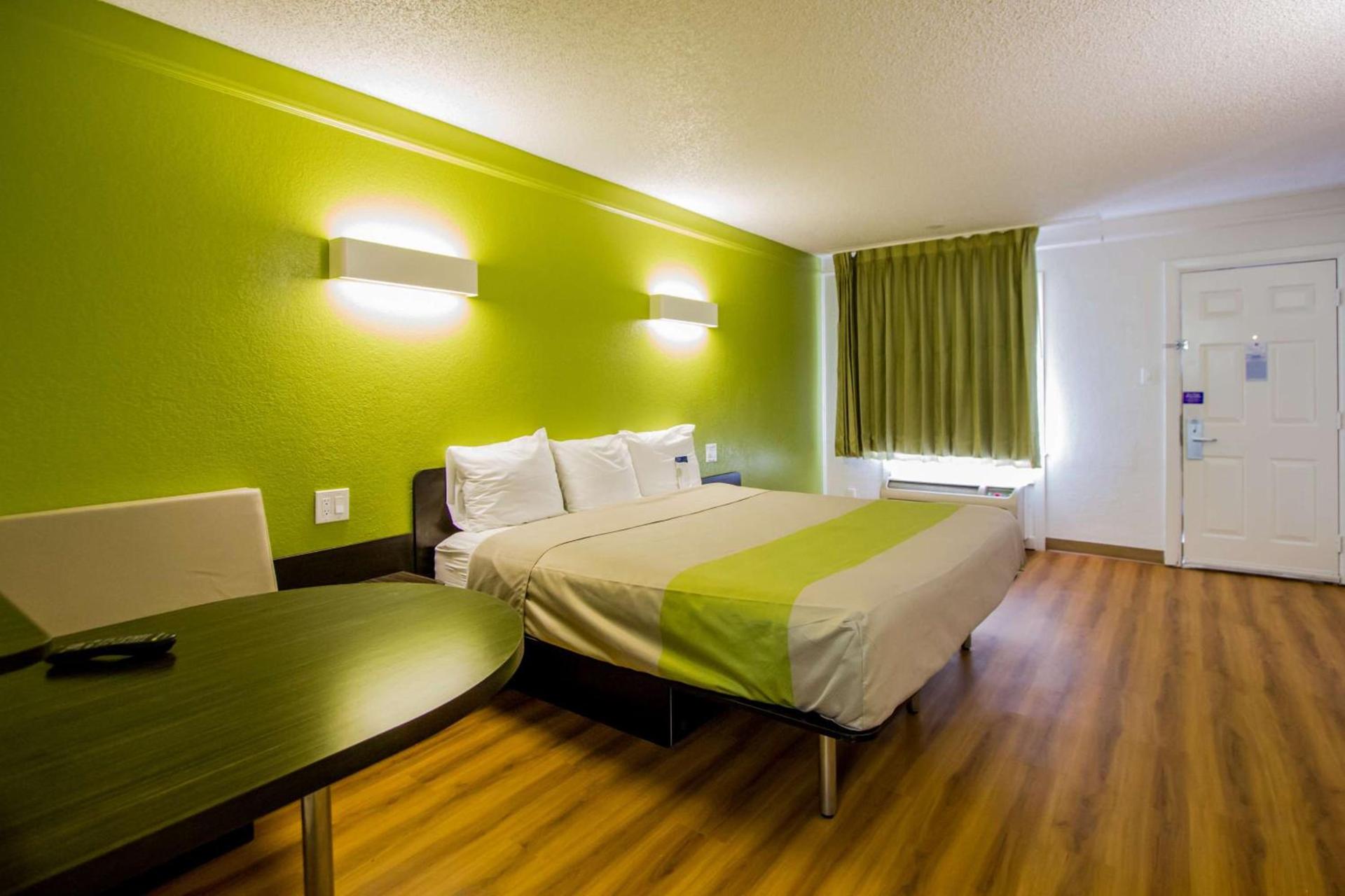 Motel 6-Austin, TX - Midtown photo 5