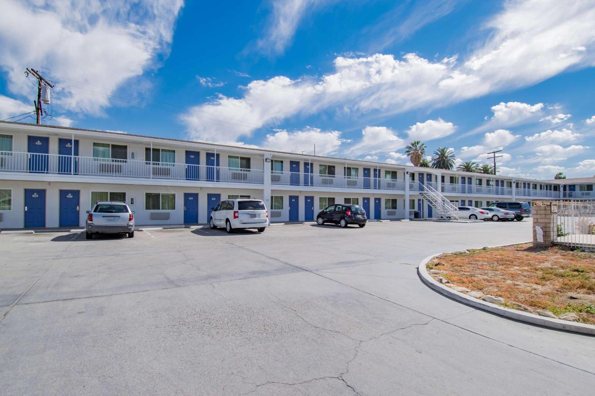 Motel 6-San Bernardino, CA - Downtown photo 7