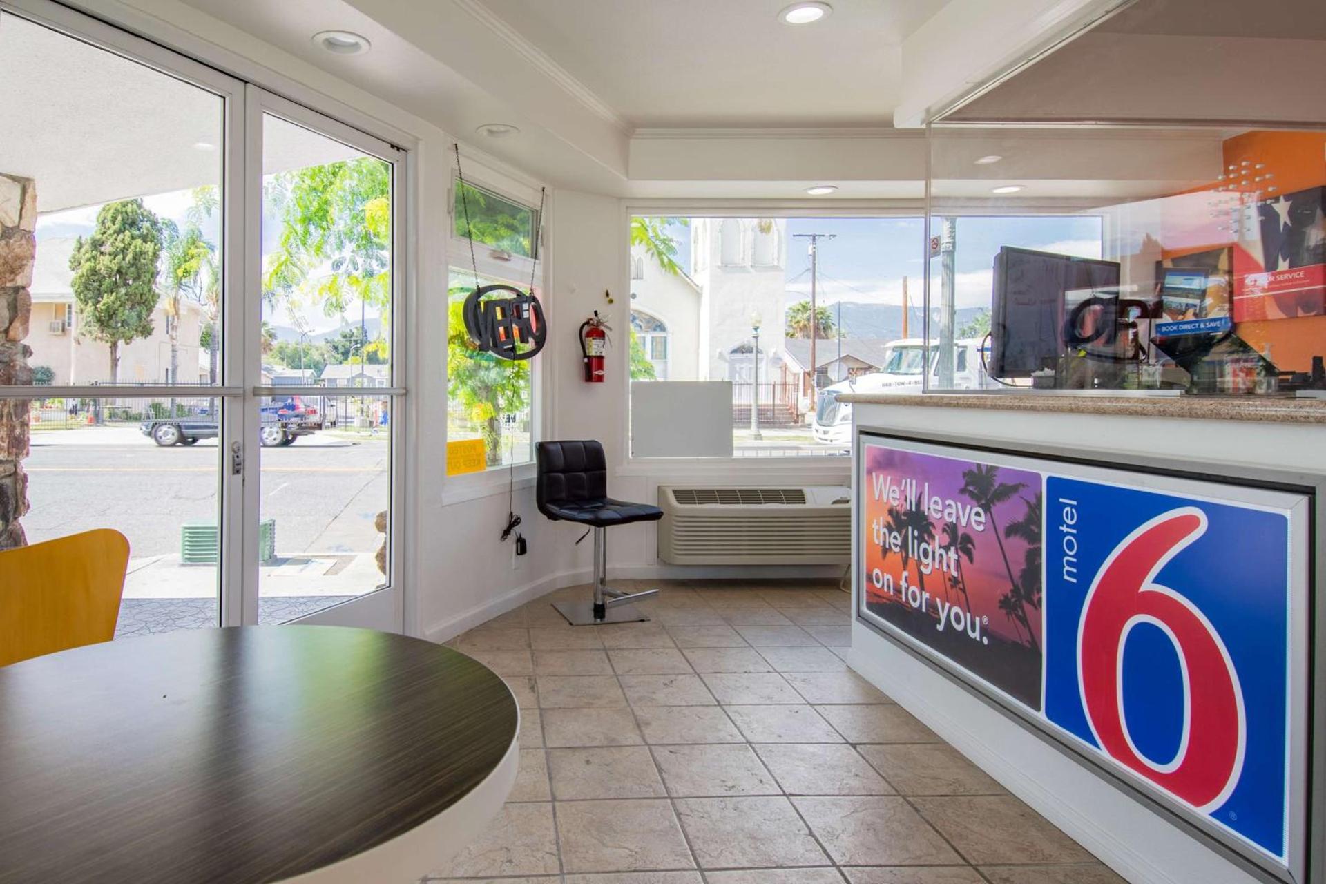 Motel 6-San Bernardino, CA - Downtown photo 13