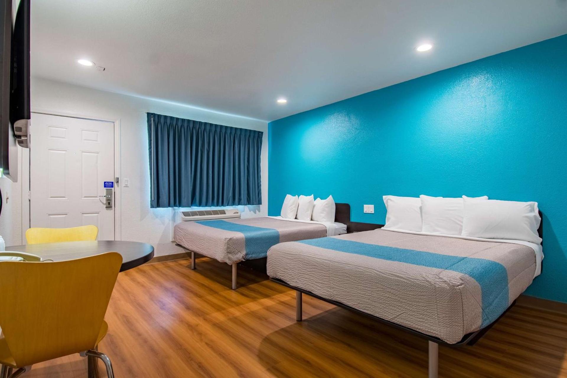 Motel 6-San Bernardino, CA - Downtown photo 18