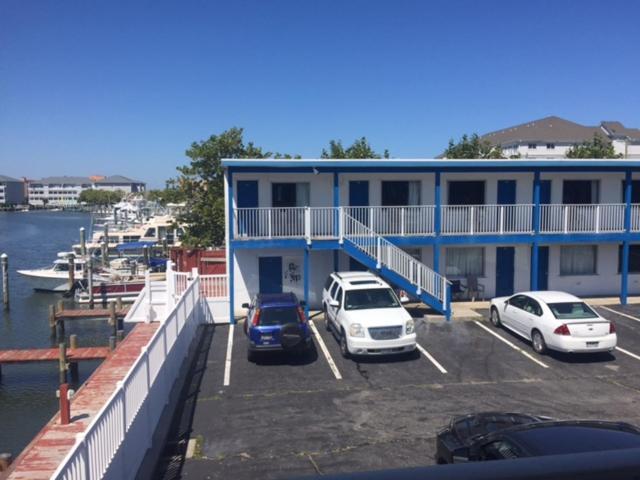 Islander Motel photo 13