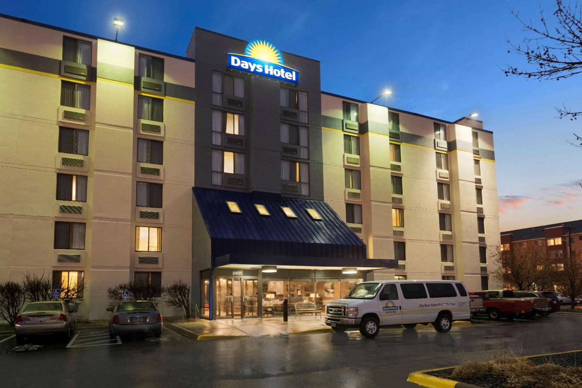 Days Hotel by Wyndham University Ave SE — hotel in Minneapolis