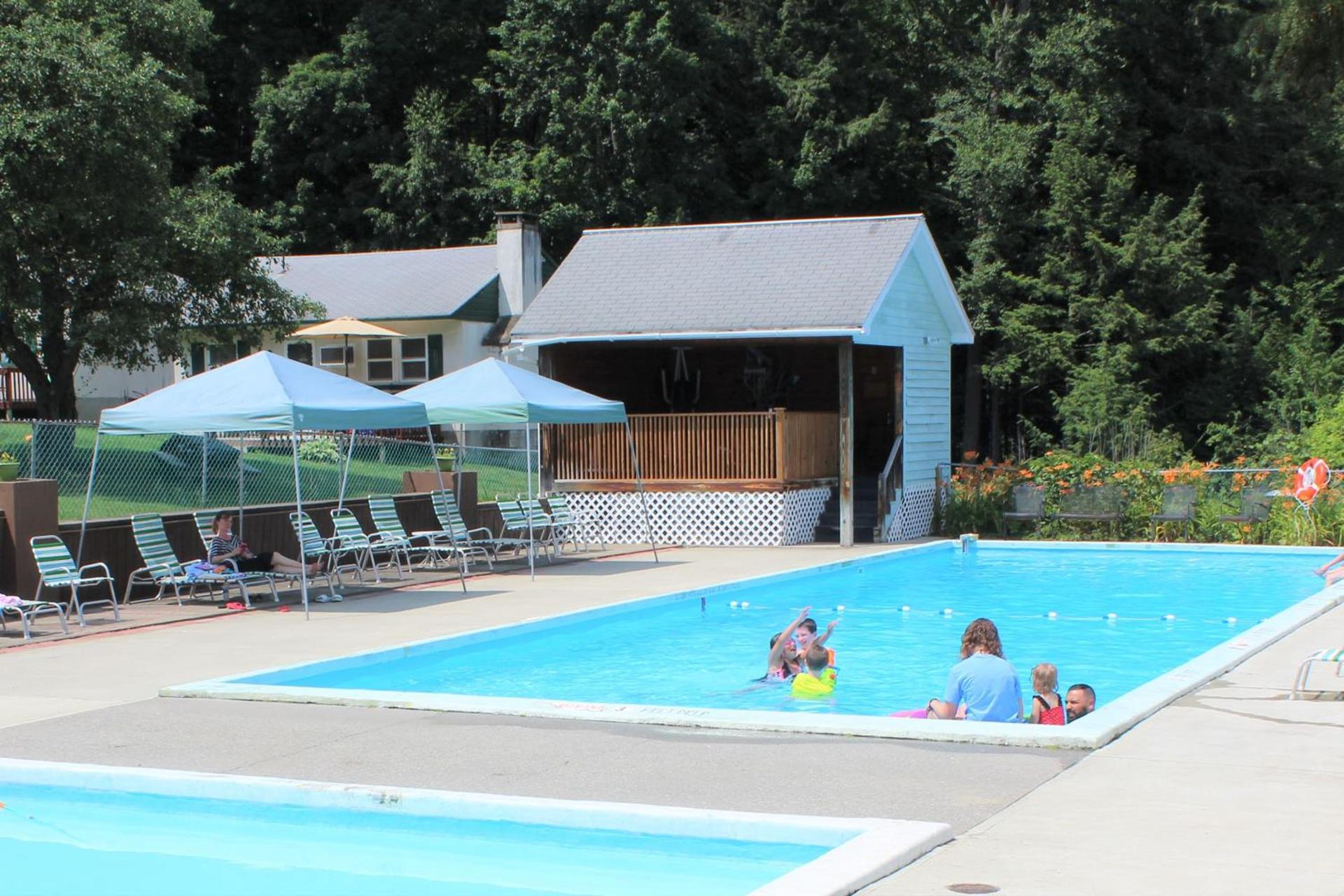 Hill View Motel and Cottages photo 27