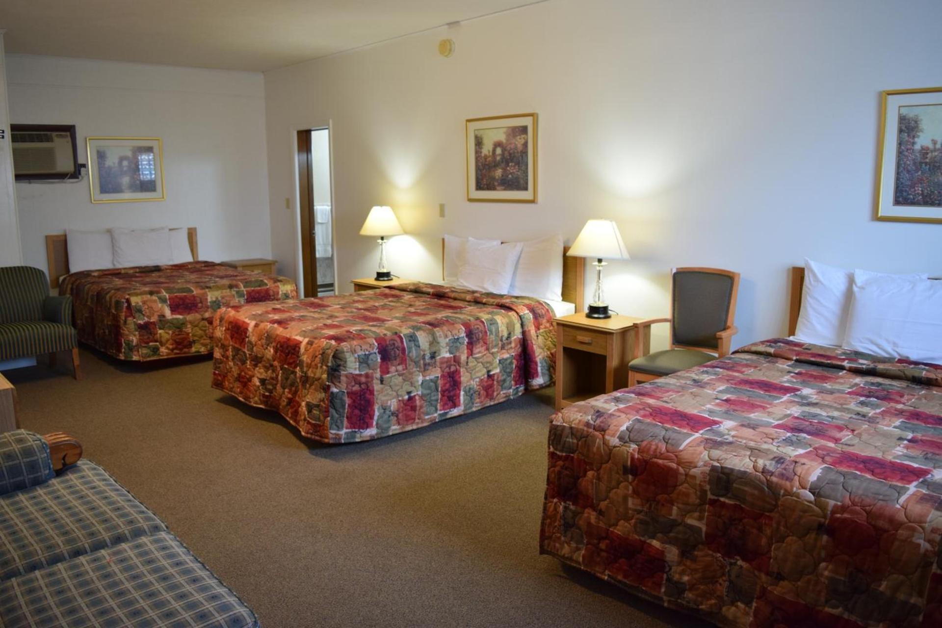 Economy Inn photo 6