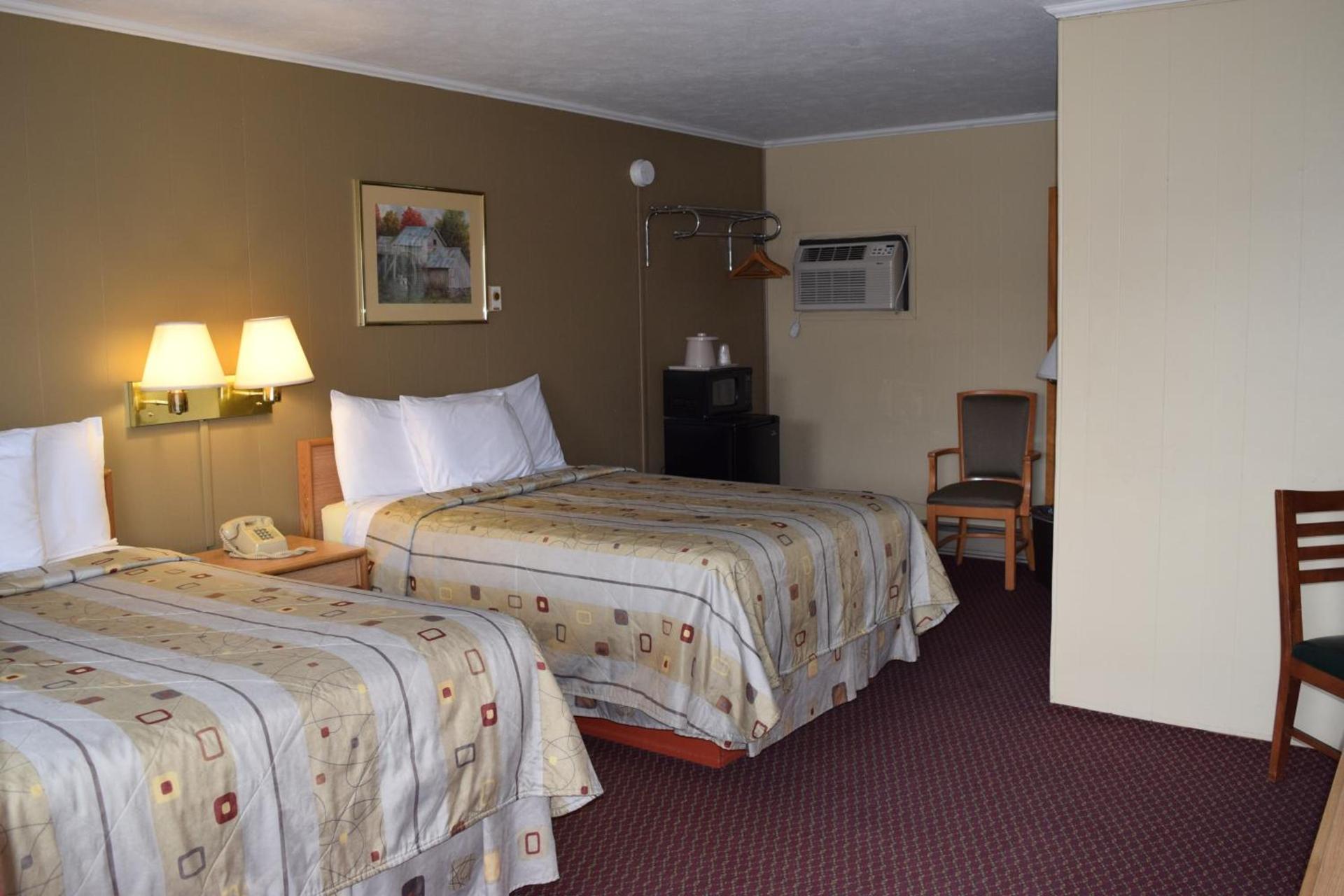 Economy Inn photo 19
