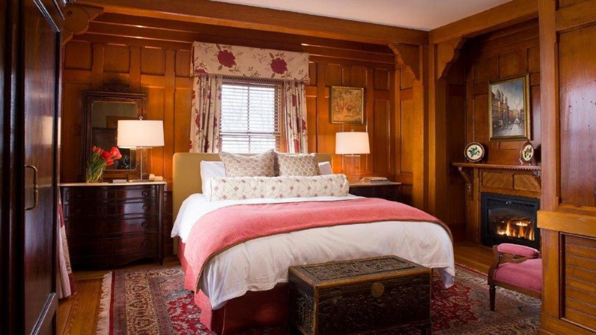 Castle Hill Inn photo 13