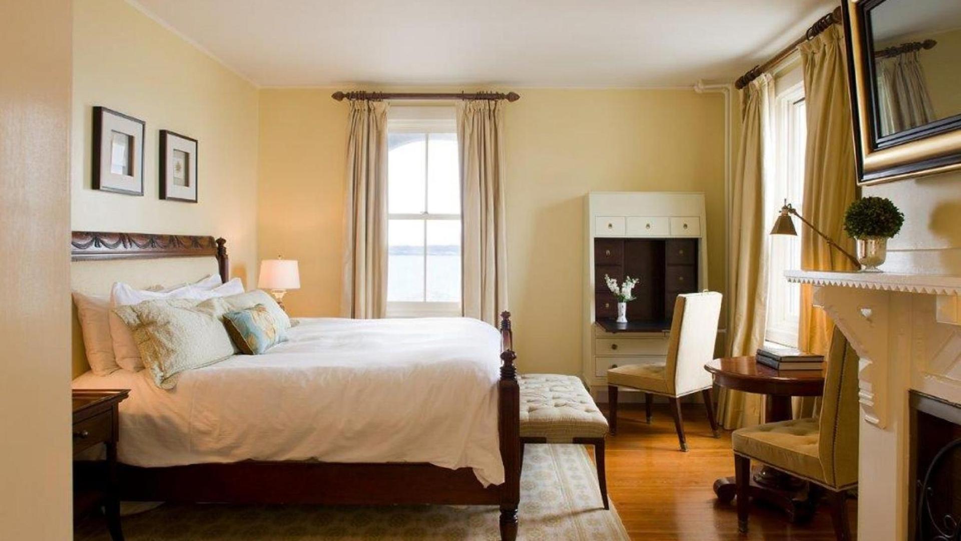 Castle Hill Inn photo 14