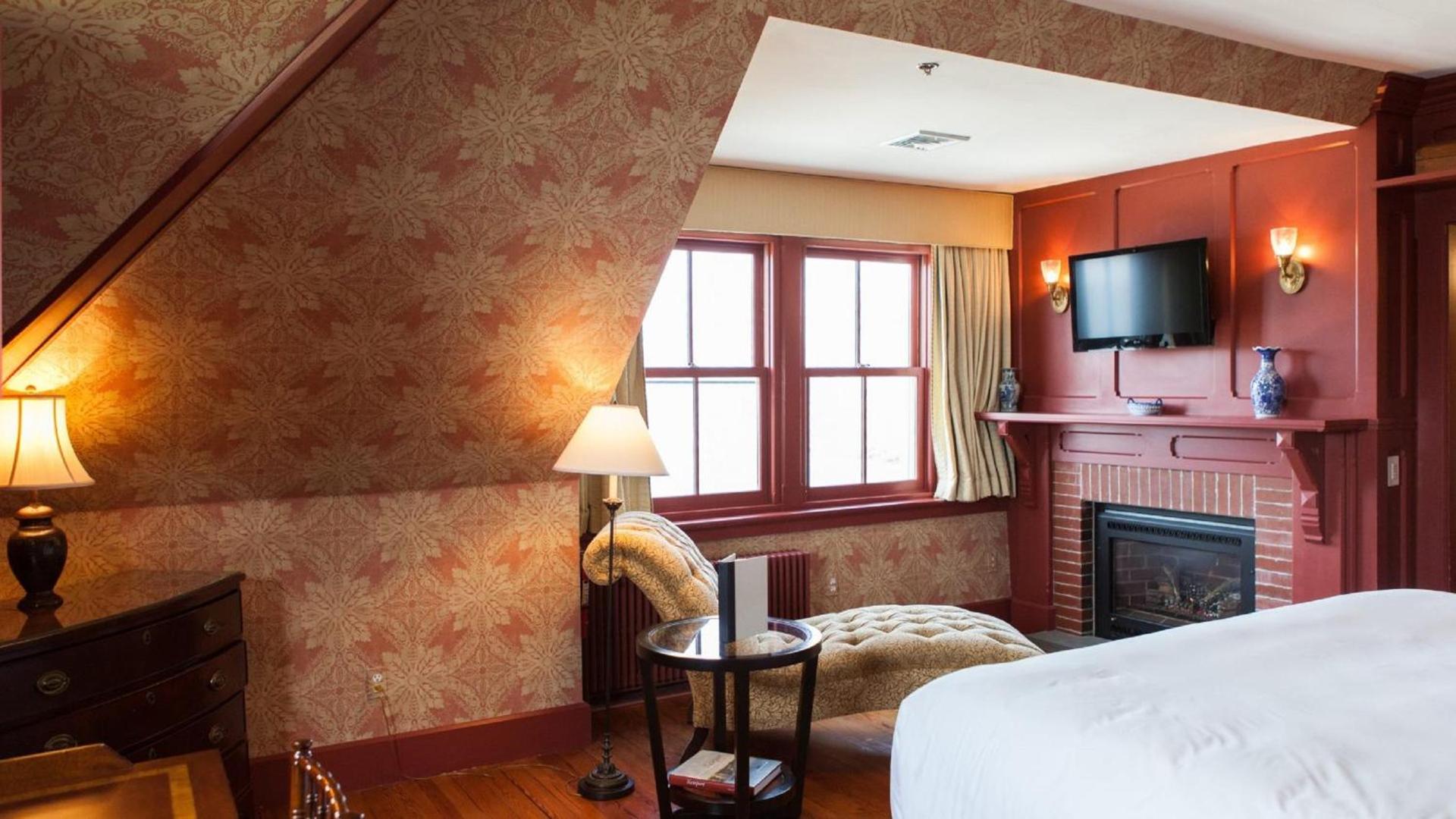 Castle Hill Inn photo 7