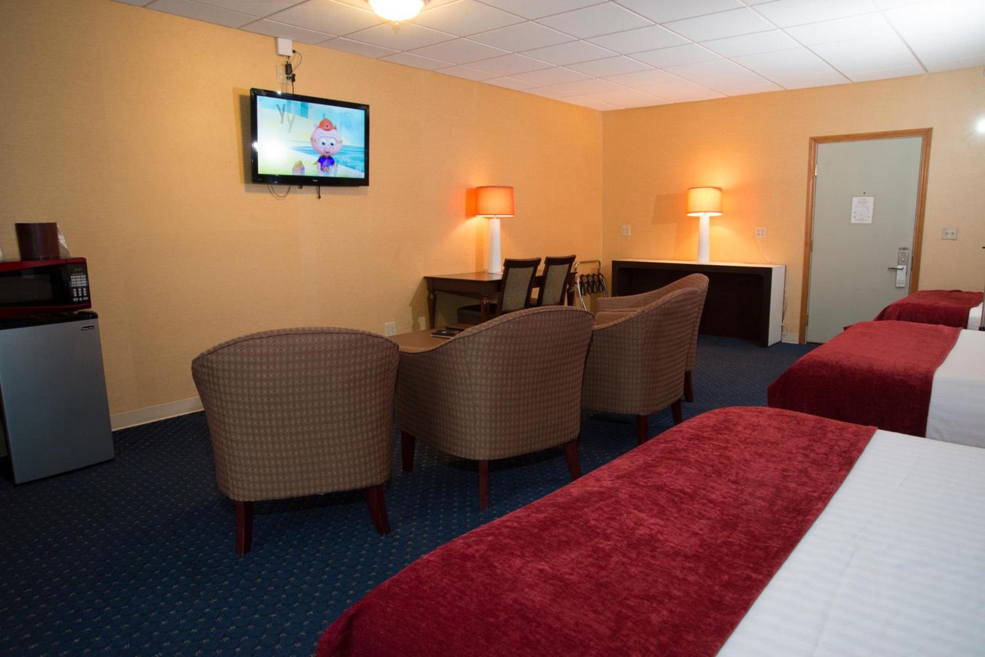 Hampton Falls Inn photo 17