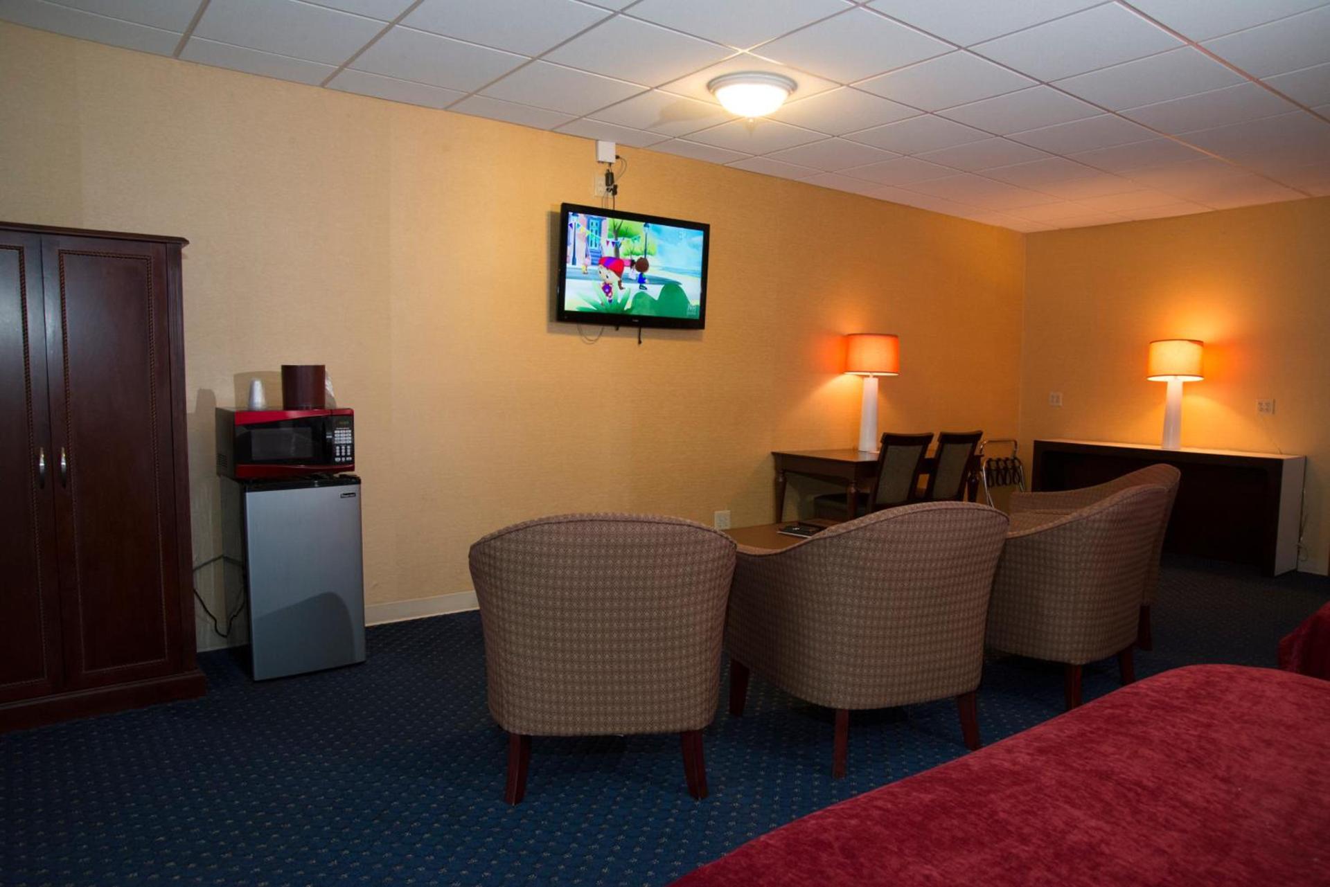 Hampton Falls Inn photo 18