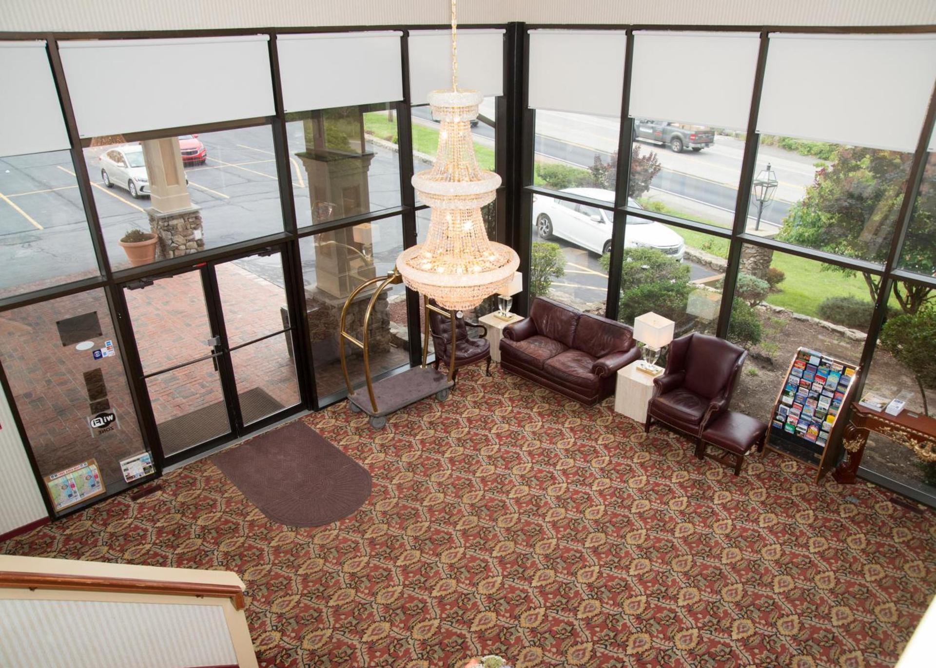 Hampton Falls Inn photo 40
