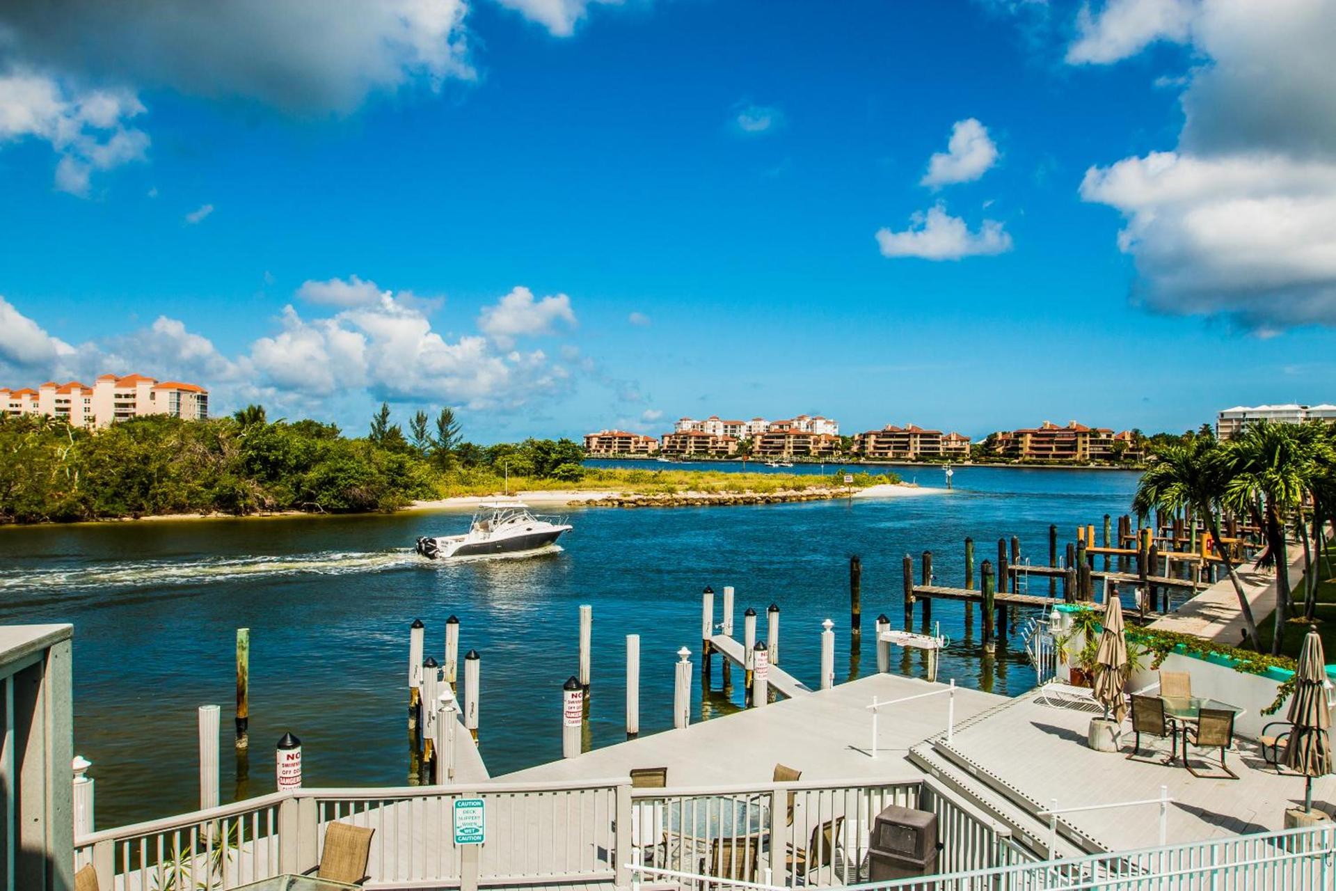 The BoatHouse photo 64