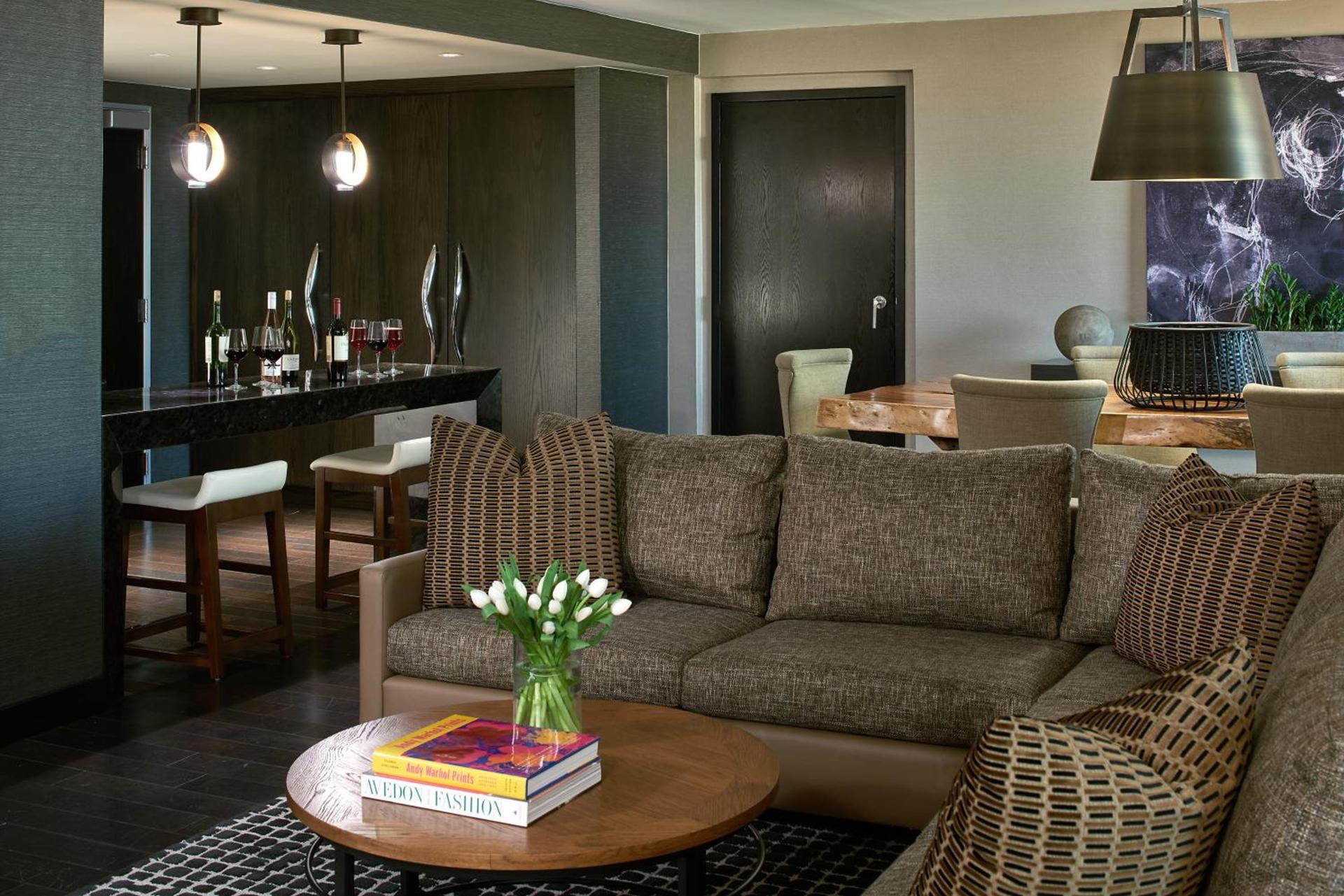 Revere Hotel Boston Common photo 12