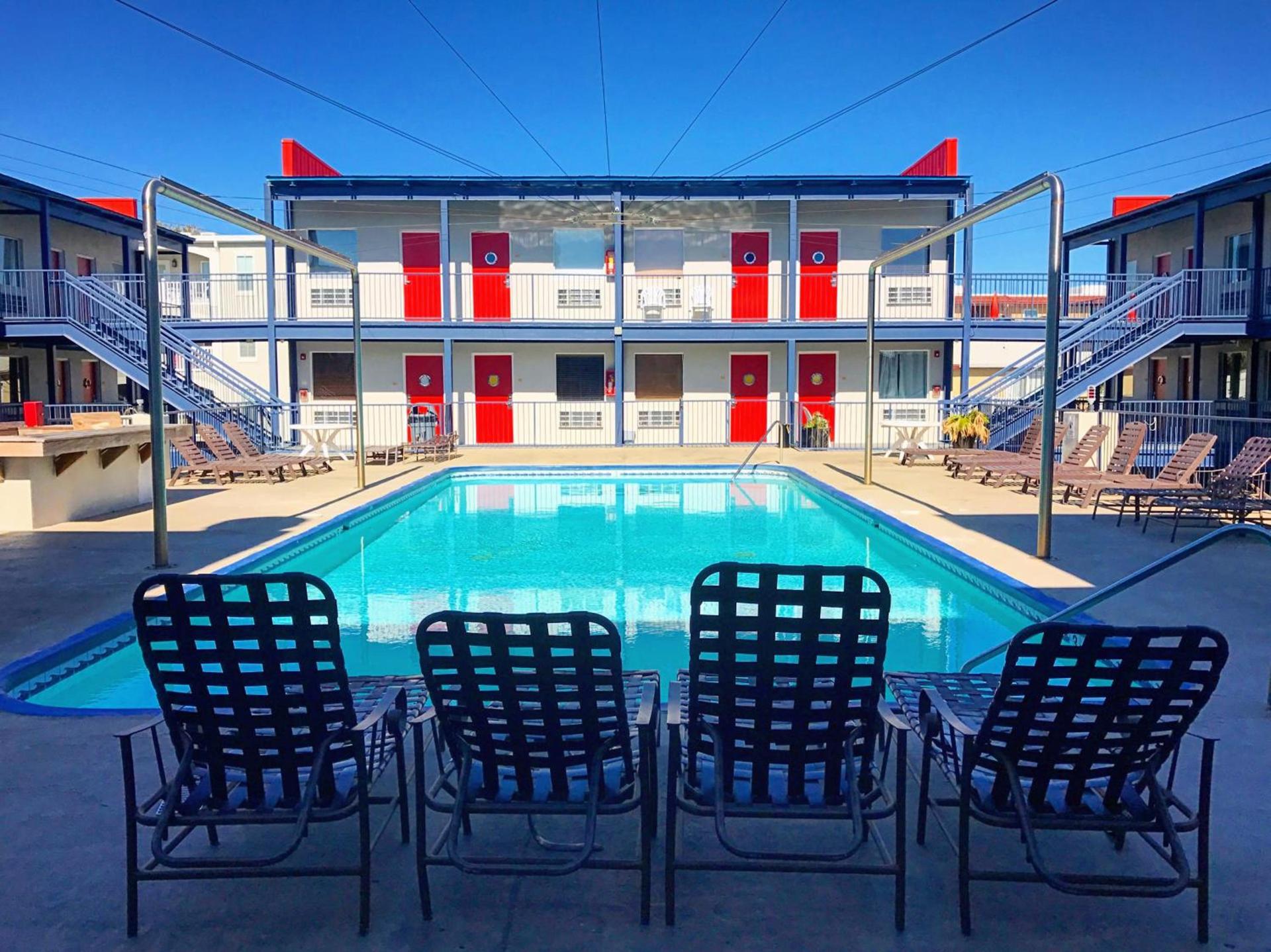 Sea and Breeze Hotel and Condo photo 45