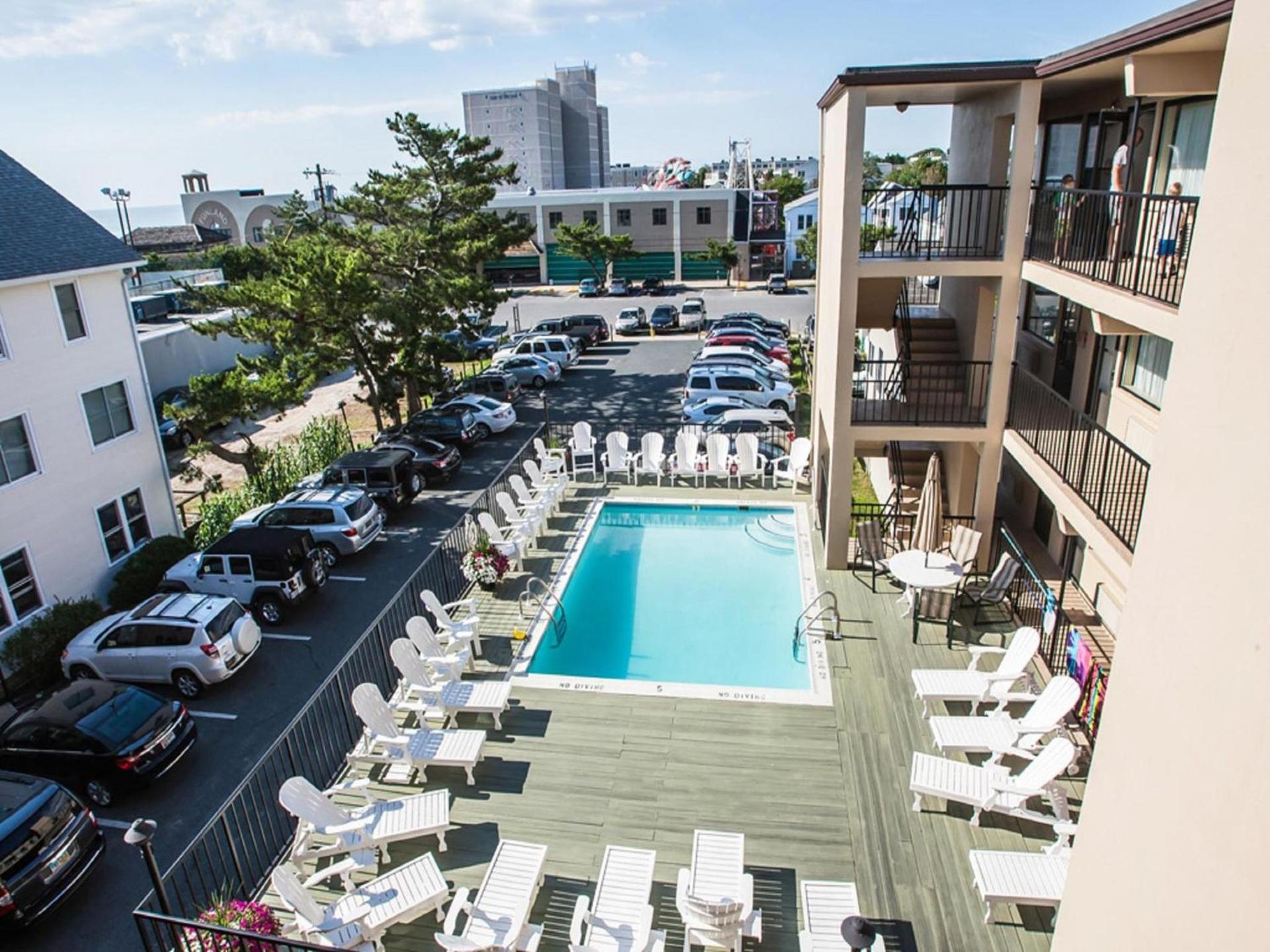 Beach View Hotel photo 2