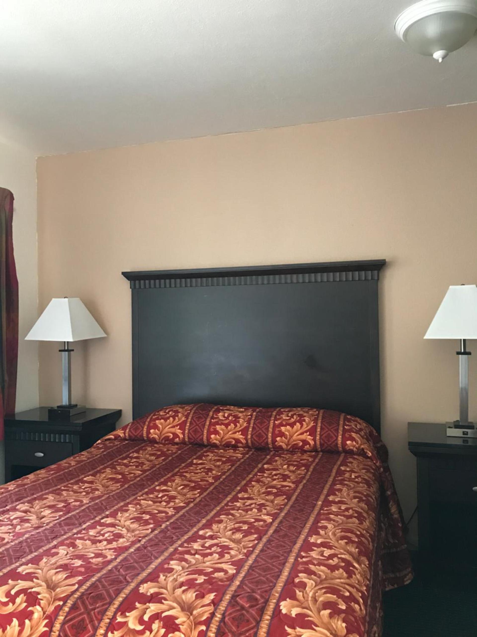 Townhouse Motel photo 3