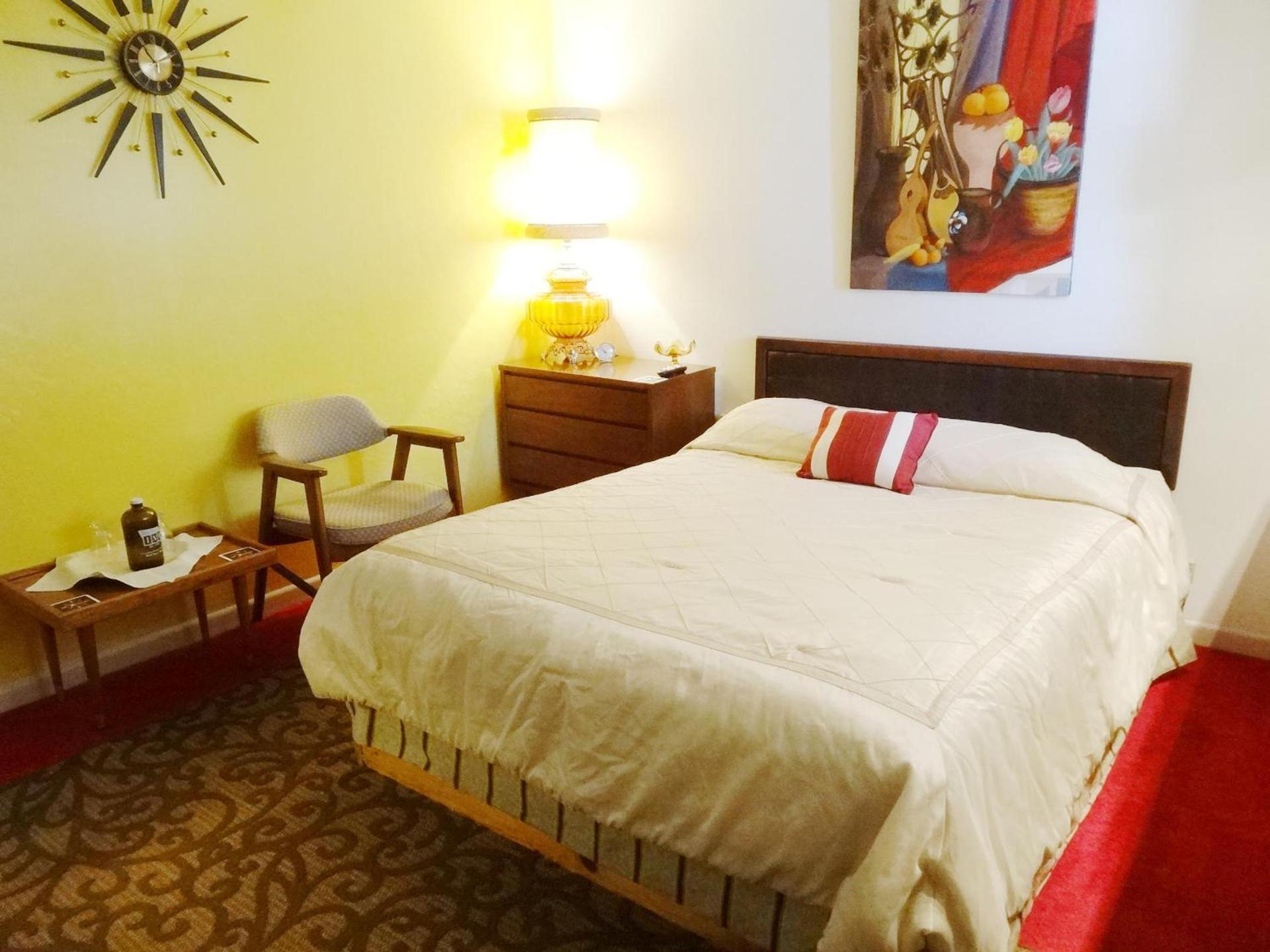 Itty Bitty Inn photo 1