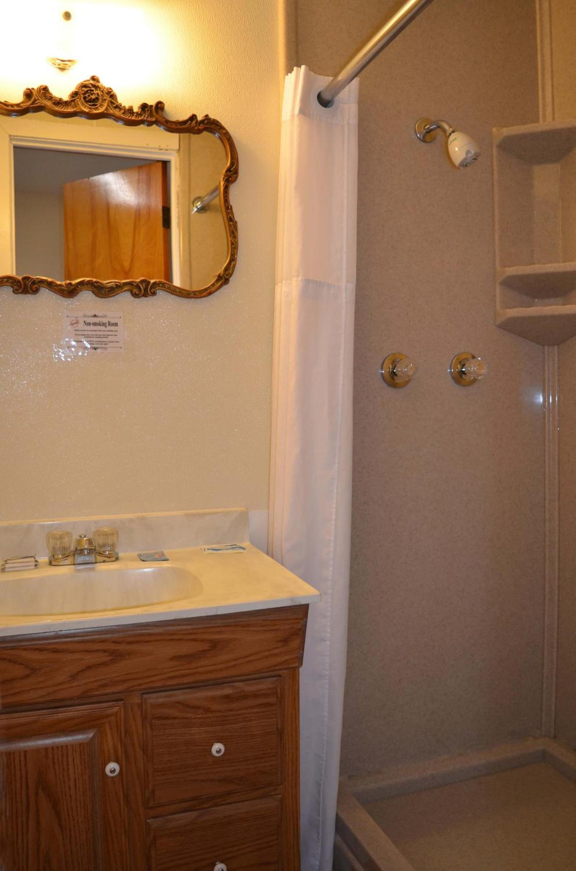 Little River Inn Motel photo 9
