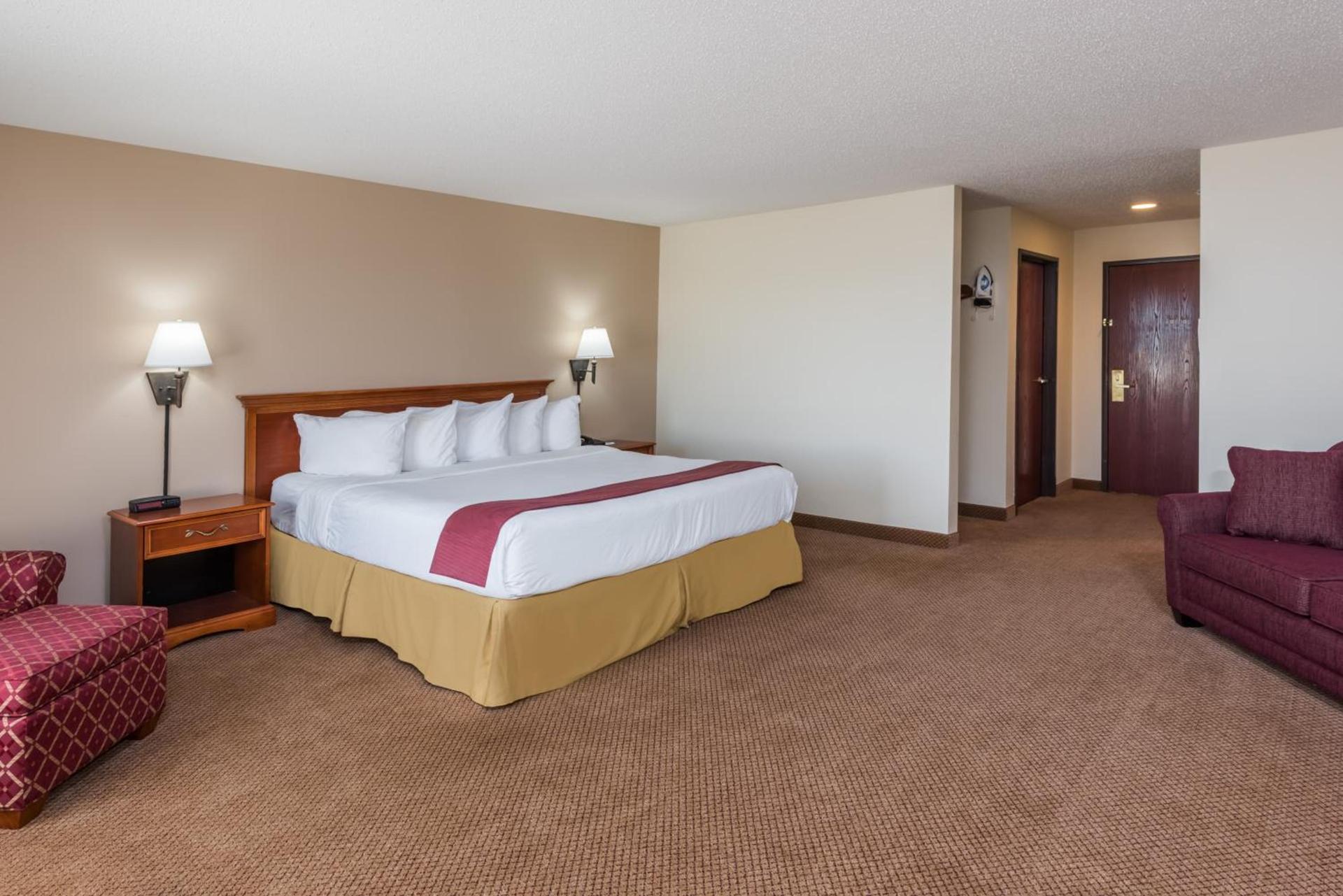 Seasons Inn & Suites Highland photo 2