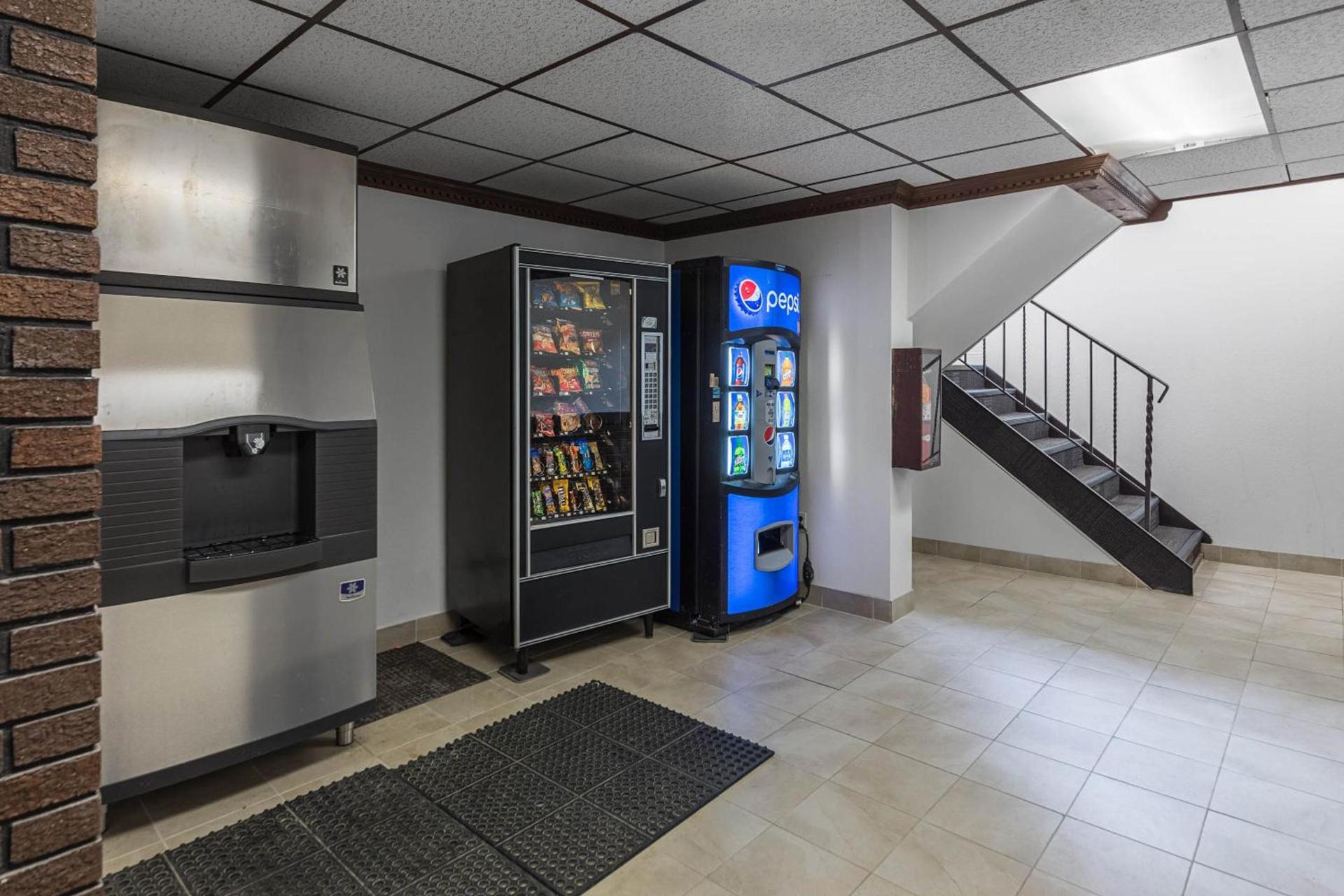 Motel 6-Warminster, PA photo 54