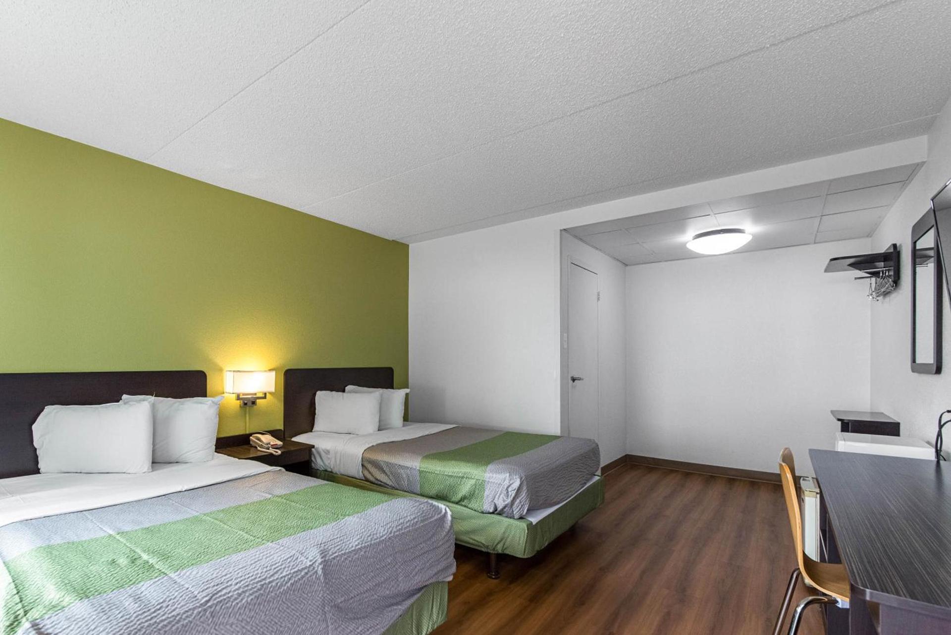 Motel 6-Warminster, PA photo 42