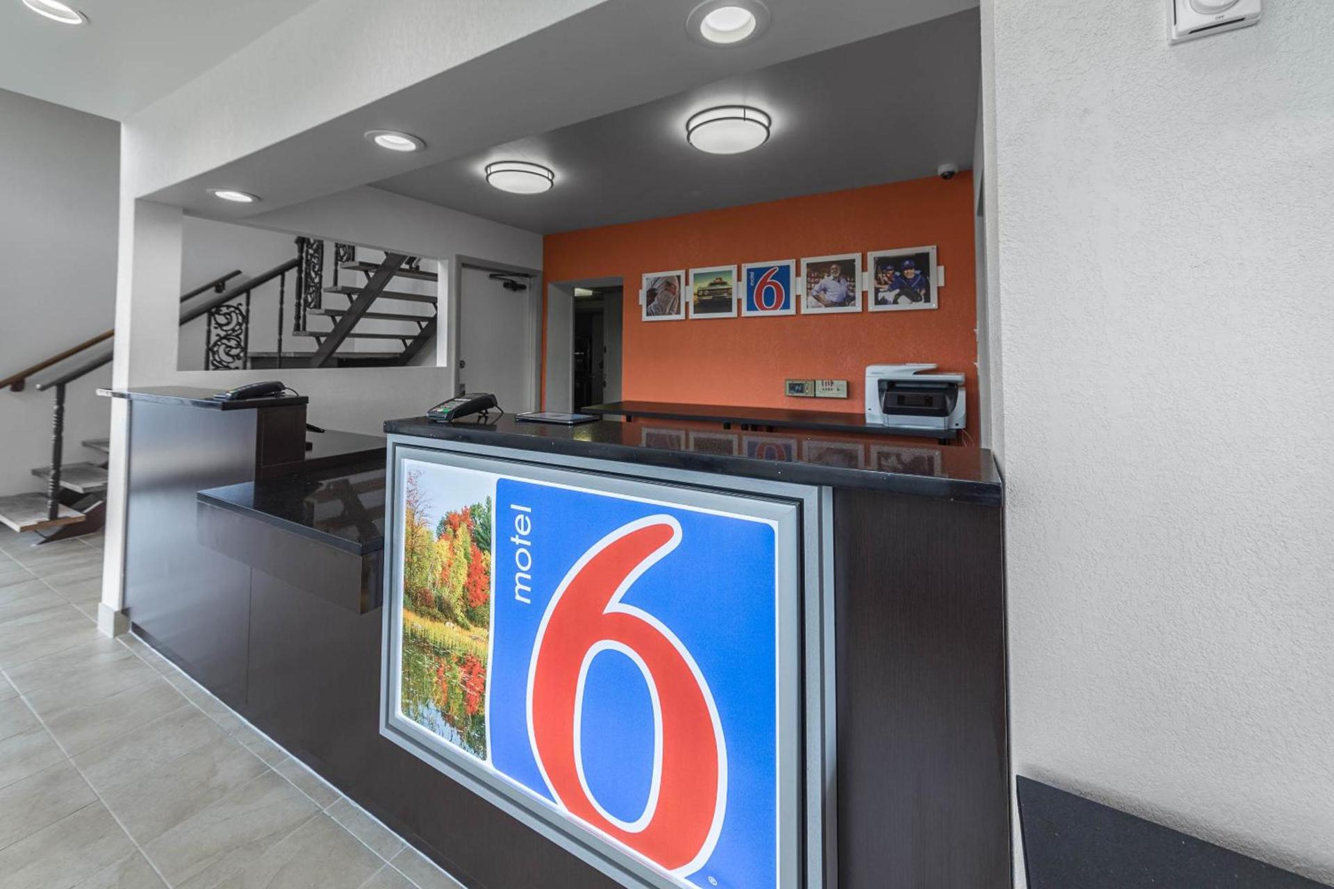 Motel 6-Warminster, PA photo 39