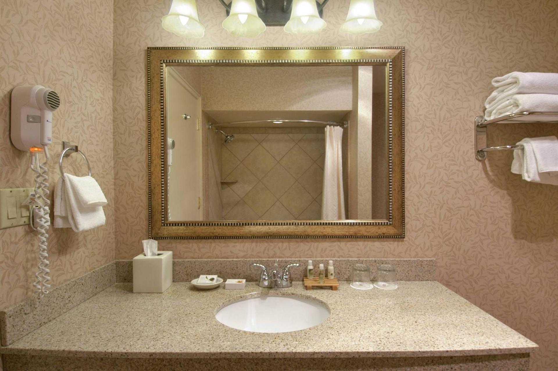 Red Lion Hotel Coos Bay photo 11