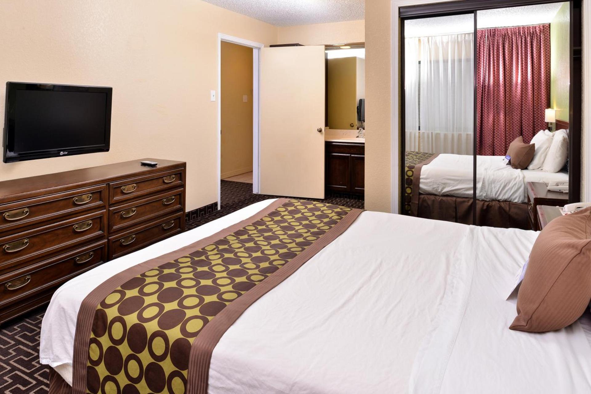 Americas Best Value Inn & Suites Extended Stay - Tulsa photo 12