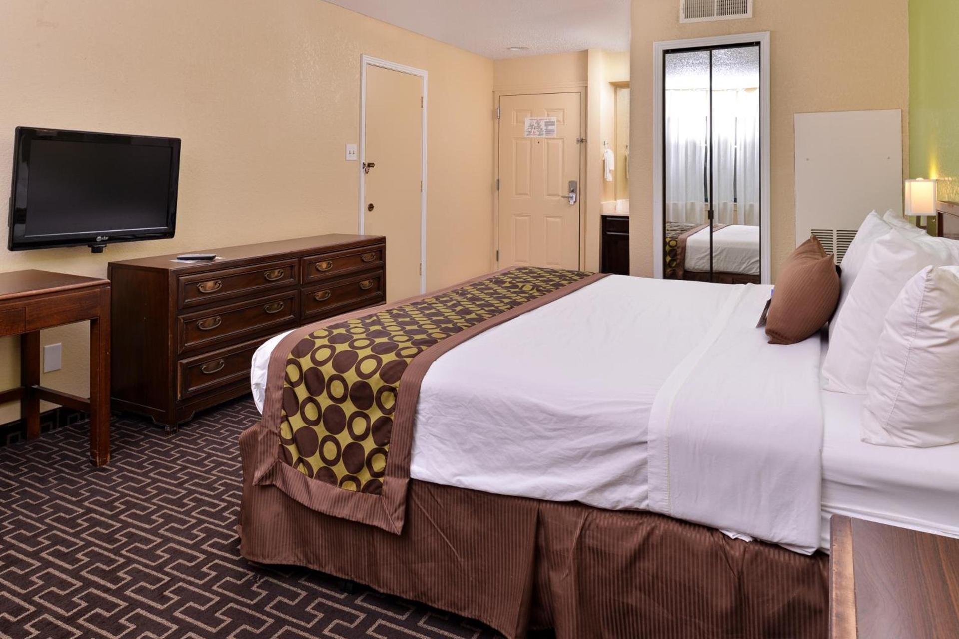 Americas Best Value Inn & Suites Extended Stay - Tulsa photo 15