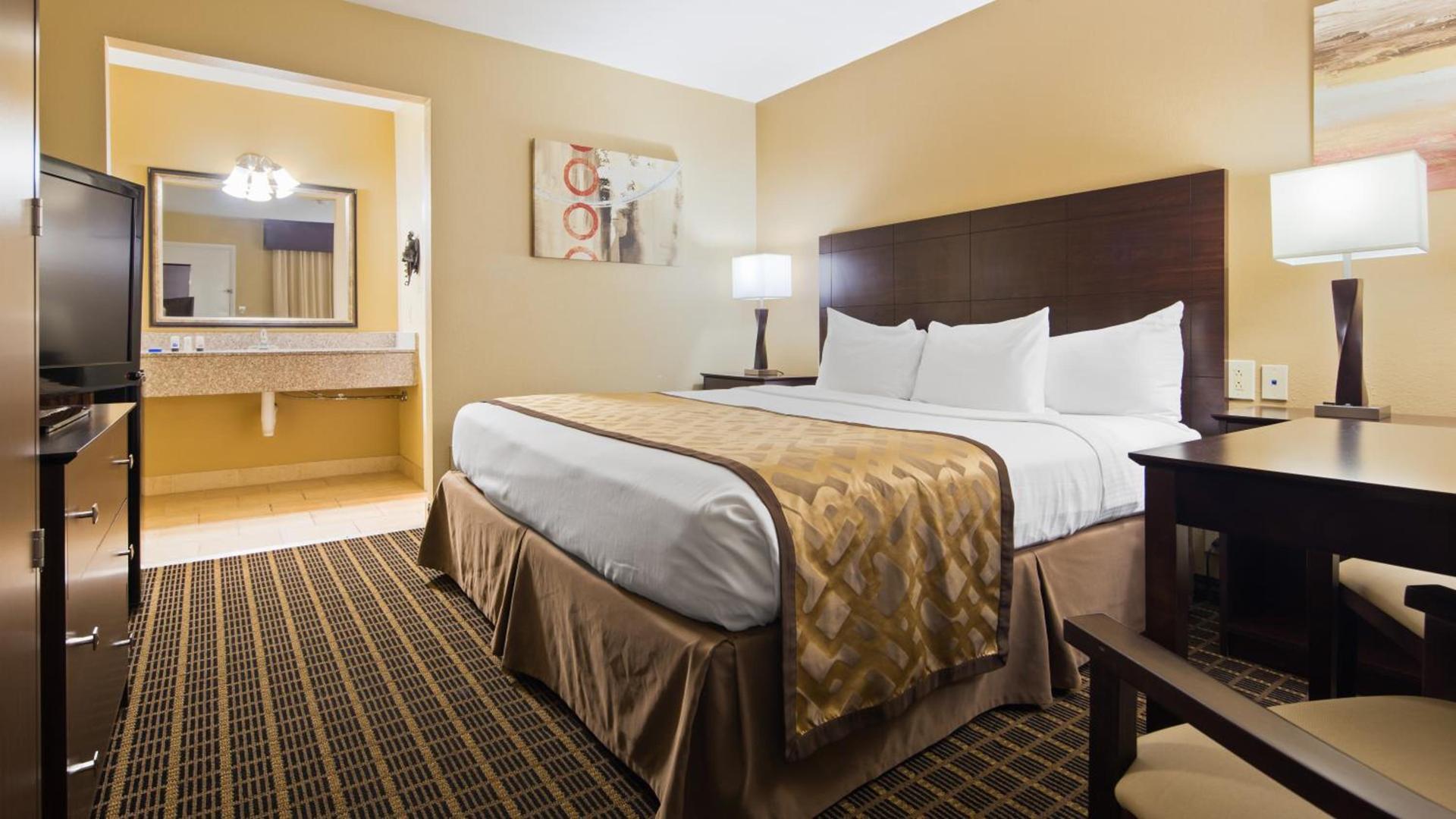 Best Western Green Tree Inn photo 24